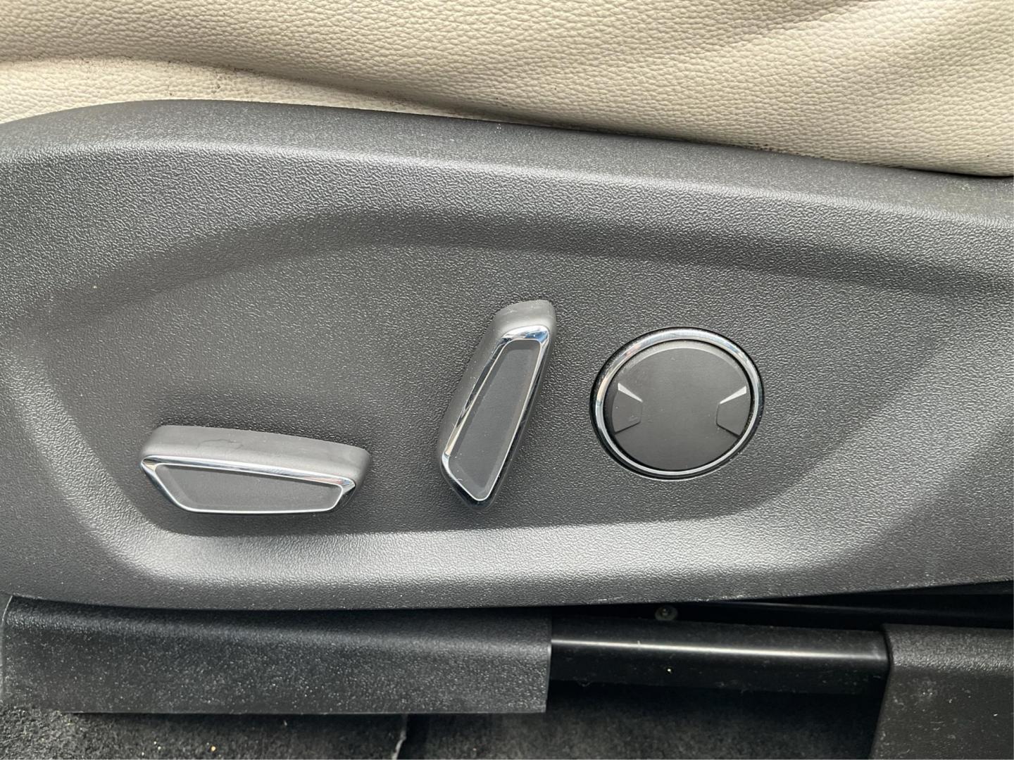 2015 Ford Fusion Titanium (3FA6P0K96FR) with an EcoBoost 2L I-4 gasoline direct injection engine, located at 8750 N County Rd 25A, Piqua, OH, 45356, (937) 908-9800, 40.164391, -84.232513 - 2015 Ford Fusion Titanium - Photo#17