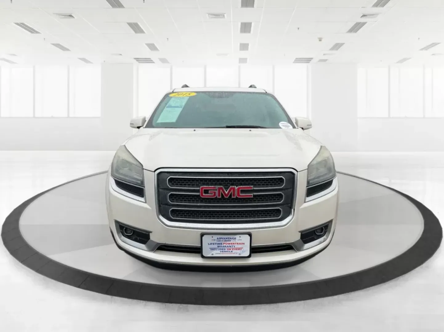 2015 GMC Acadia SLT-1 (1GKKVRKD8FJ) with an 3.6L V-6 gasoline direct injection engine, located at 1184 Kauffman Ave, Fairborn, OH, 45324, (937) 908-9800, 39.807072, -84.030914 - **Discover Your Perfect Family Adventure Vehicle: 2015 GMC Acadia SLT-1 at Advantage Car and Credit!**<br /> <br /> Are you ready to elevate your family's adventures and daily commutes? Look no further than this stunning 2015 GMC Acadia SLT-1, now available at Advantage Car and Credit in Fairborn, O - Photo#7