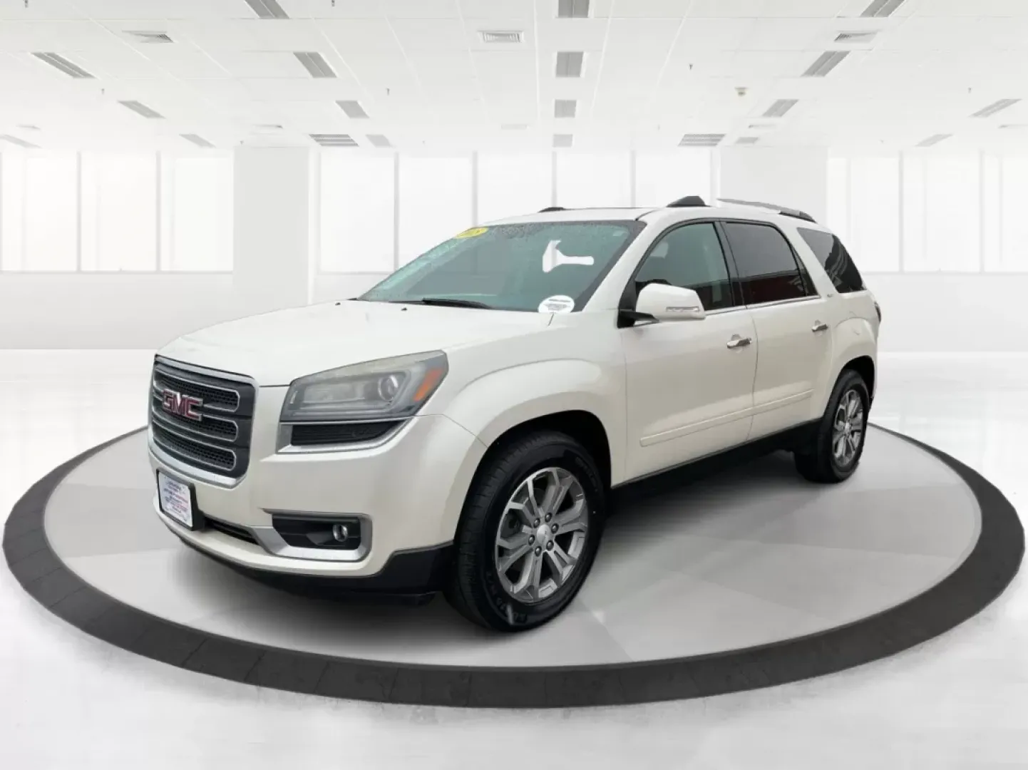2015 GMC Acadia SLT-1 (1GKKVRKD8FJ) with an 3.6L V-6 gasoline direct injection engine, located at 1184 Kauffman Ave, Fairborn, OH, 45324, (937) 908-9800, 39.807072, -84.030914 - **Discover Your Perfect Family Adventure Vehicle: 2015 GMC Acadia SLT-1 at Advantage Car and Credit!**<br /> <br /> Are you ready to elevate your family's adventures and daily commutes? Look no further than this stunning 2015 GMC Acadia SLT-1, now available at Advantage Car and Credit in Fairborn, O - Photo#8