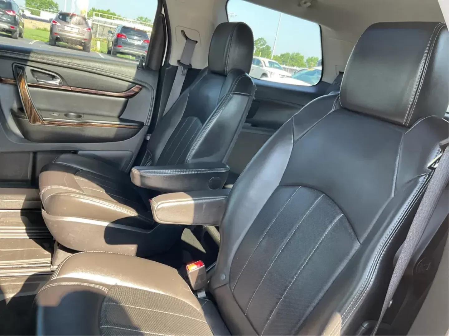 2015 GMC Acadia Denali (1GKKVTKD9FJ) with an 3.6L V-6 gasoline direct injection engine, located at 1951 S Dayton Lakeview Rd., New Carlisle, OH, 45344, (937) 908-9800, 39.890999, -84.050255 - Are you ready to elevate your family adventures or tackle daily commutes with style and comfort? Look no further than this stunning 2015 GMC Acadia Denali, a perfect combination of luxury and functionality available now at Advantage Car and Credit in Fairborn, OH. With room for everyone and plenty o - Photo#9