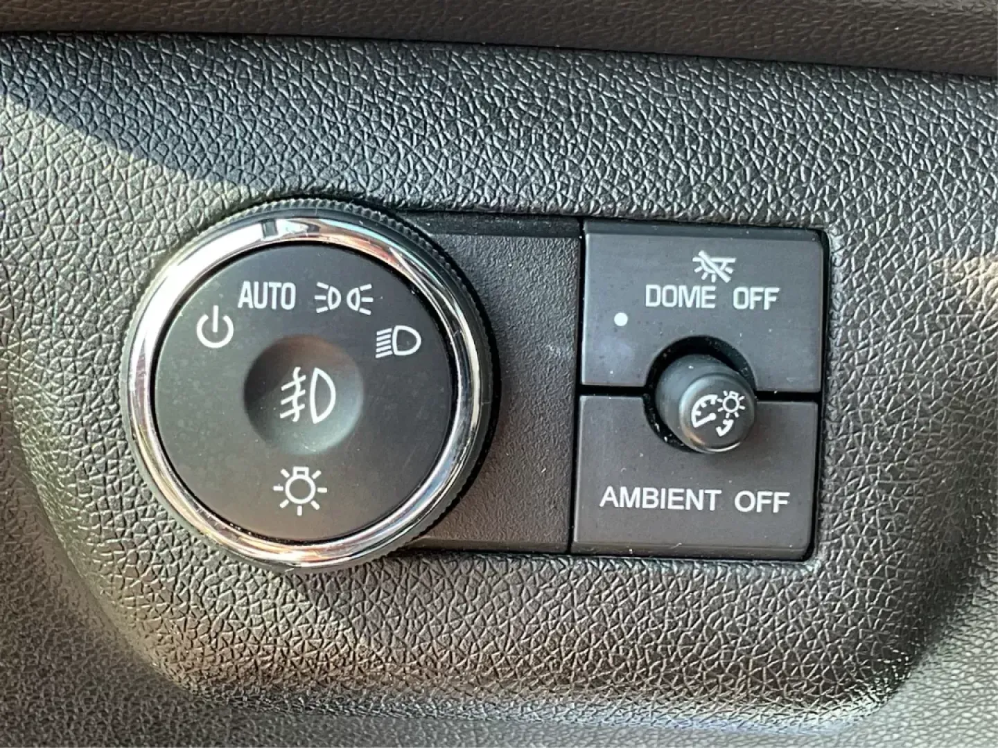 2015 GMC Acadia Denali (1GKKVTKD9FJ) with an 3.6L V-6 gasoline direct injection engine, located at 1951 S Dayton Lakeview Rd., New Carlisle, OH, 45344, (937) 908-9800, 39.890999, -84.050255 - Are you ready to elevate your family adventures or tackle daily commutes with style and comfort? Look no further than this stunning 2015 GMC Acadia Denali, a perfect combination of luxury and functionality available now at Advantage Car and Credit in Fairborn, OH. With room for everyone and plenty o - Photo#16