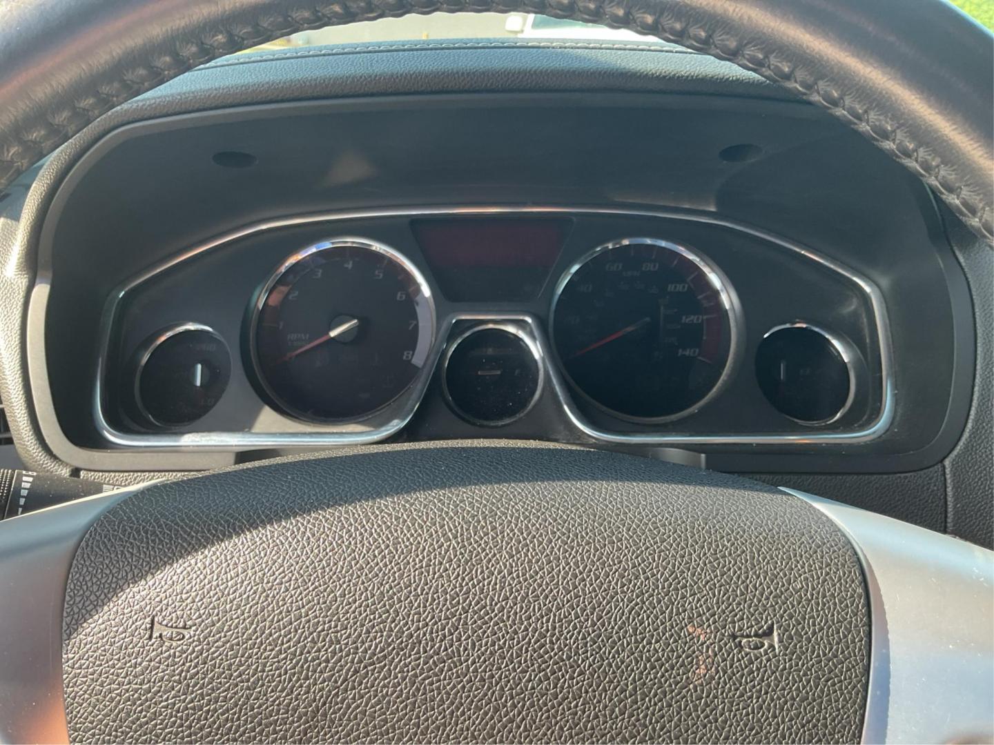 2015 Quicksilver Metallic GMC Acadia SLE-2 AWD (1GKKVPKD4FJ) with an 3.6L V6 DOHC 24V engine, 6-Speed Automatic transmission, located at 1951 S Dayton Lakeview Rd., New Carlisle, OH, 45344, (937) 908-9800, 39.890999, -84.050255 - 2015 GMC Acadia SLE-2 AWD - Photo#13