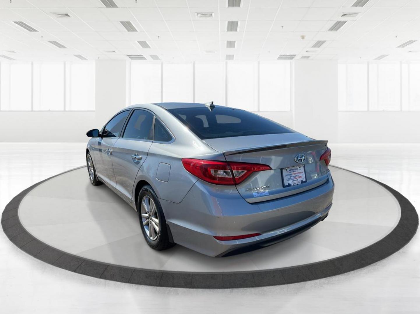 2015 Hyundai Sonata ECO (5NPE24AA3FH) with an 1.6L I-4 gasoline direct injection engine, located at 4508 South Dixie Dr, Moraine, OH, 45439, (937) 908-9800, 39.689976, -84.218452 - 2015 Hyundai Sonata ECO - Photo#4