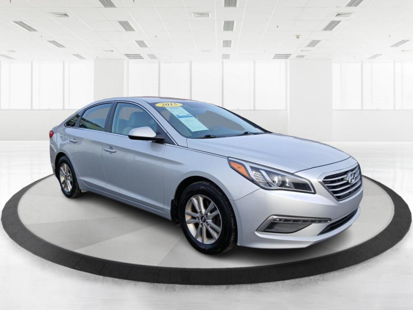 2015 Hyundai Sonata SE (5NPE24AF0FH) with an 2.4L L4 DOHC 16V engine, 7-Speed Automatic transmission, located at 401 Woodman Dr, Riverside, OH, 45431, (937) 908-9800, 39.760899, -84.123421 - 2015 Hyundai Sonata SE - Photo#0