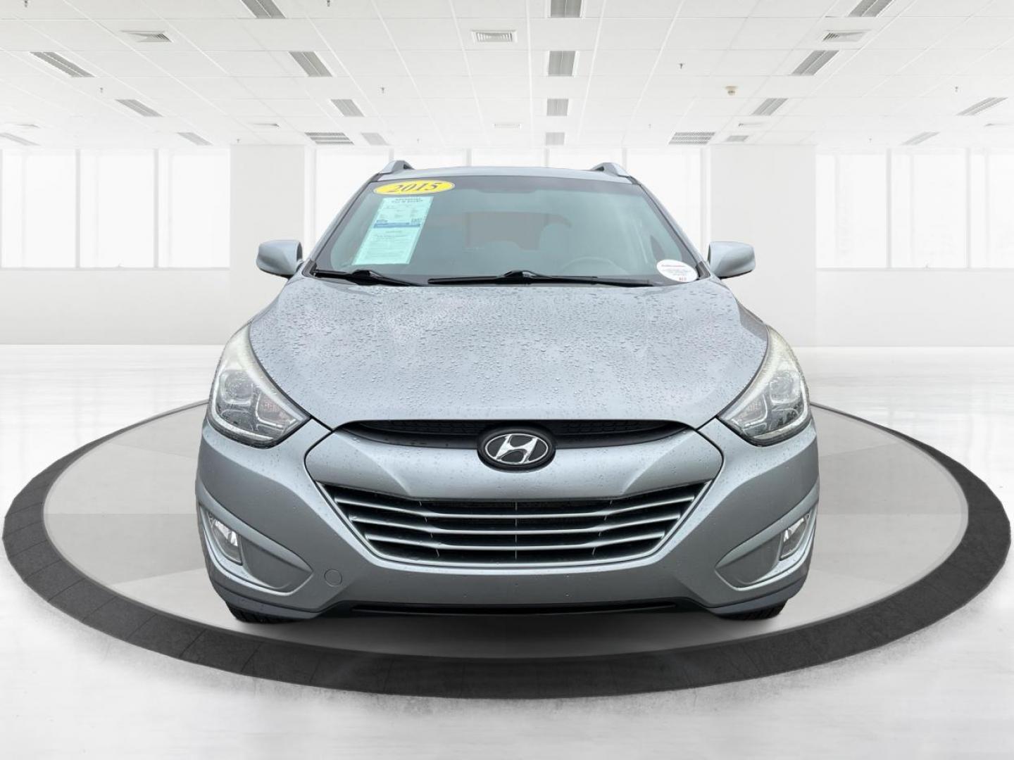 2015 Hyundai Tucson SE (KM8JUCAG2FU) with an Theta II 2.4L I-4 gasoline direct injection engine, located at 880 E. National Road, Vandalia, OH, 45377, (937) 908-9800, 39.891918, -84.183594 - 2015 Hyundai Tucson SE - Photo#7
