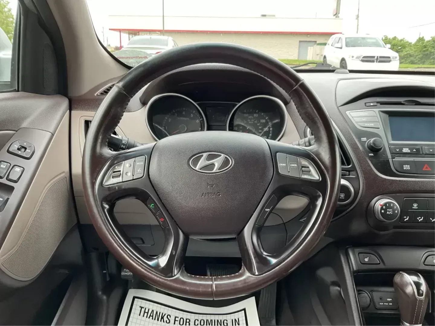 2015 Hyundai Tucson SE (KM8JUCAG2FU) with an Theta II 2.4L I-4 gasoline direct injection engine, located at 880 E. National Road, Vandalia, OH, 45377, (937) 908-9800, 39.891918, -84.183594 - 2015 Hyundai Tucson SE - Photo#15