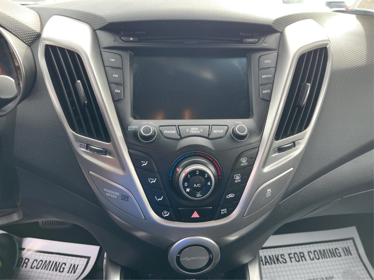 2015 Hyundai Veloster Base (KMHTC6AD3FU) with an Other engine, located at 1230 East Main St, Xenia, OH, 45385, (937) 908-9800, 39.688026, -83.910172 - 2015 Hyundai Veloster Base - Photo#11