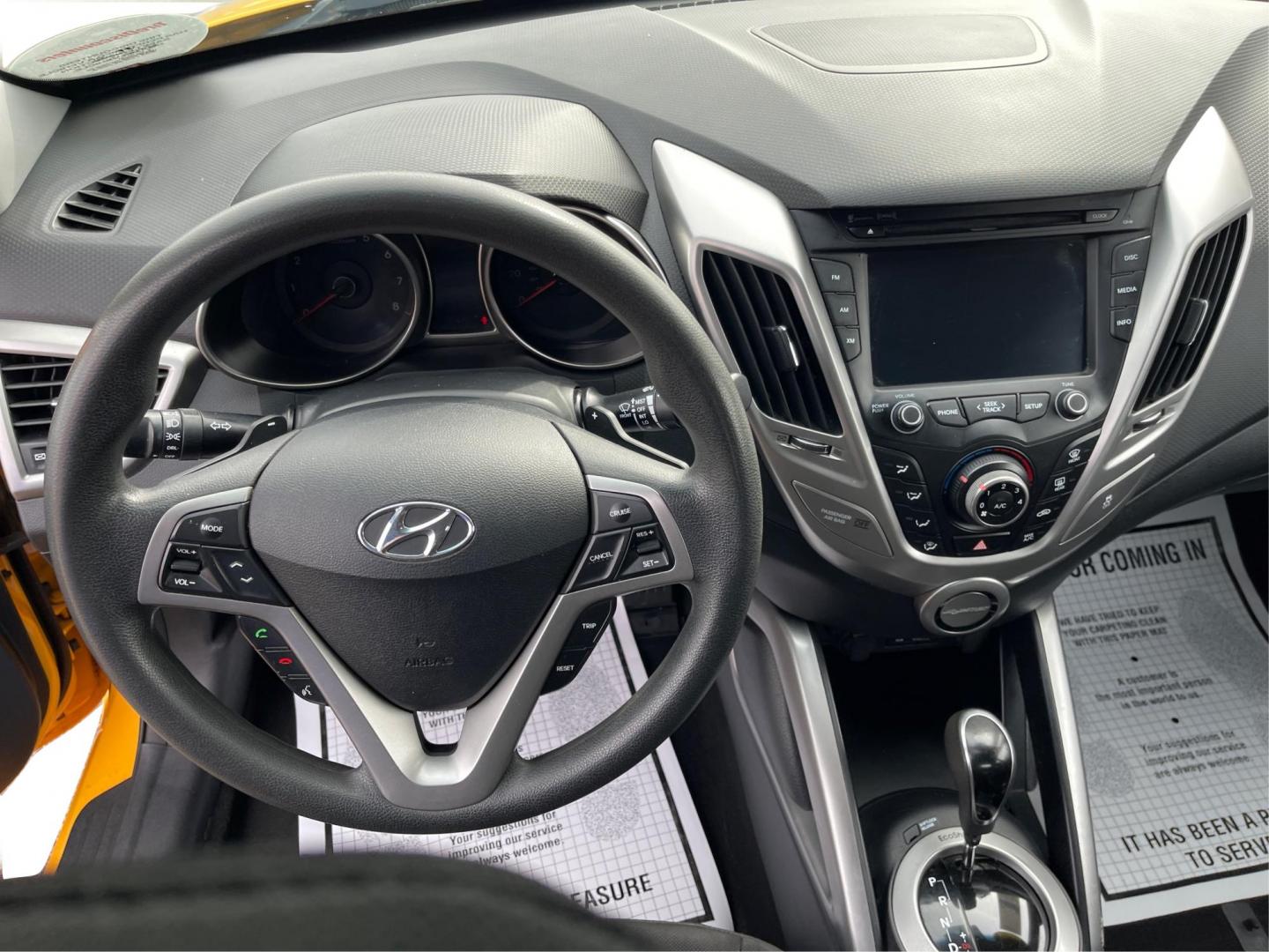 2015 Hyundai Veloster Base (KMHTC6AD3FU) with an Other engine, located at 1230 East Main St, Xenia, OH, 45385, (937) 908-9800, 39.688026, -83.910172 - 2015 Hyundai Veloster Base - Photo#19