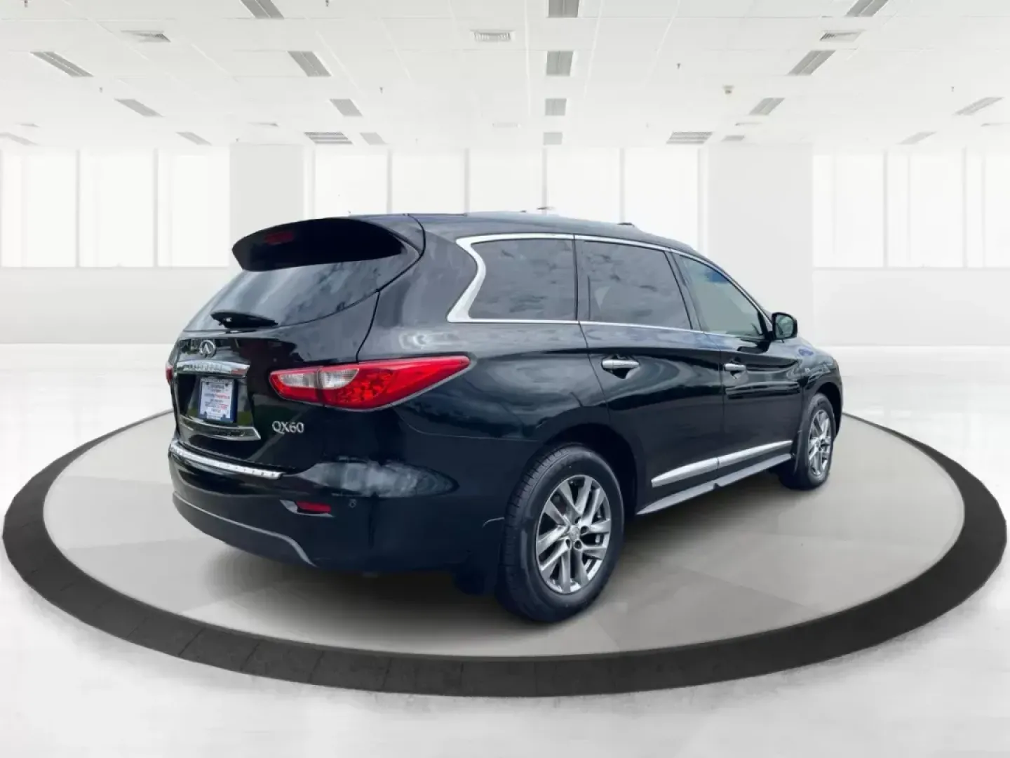 2015 Infiniti QX60 Base (5N1AL0MM9FC) with an Other engine, located at 880 E. National Road, Vandalia, OH, 45377, (937) 908-9800, 39.891918, -84.183594 - 2015 Infiniti QX60 Base - Photo#1
