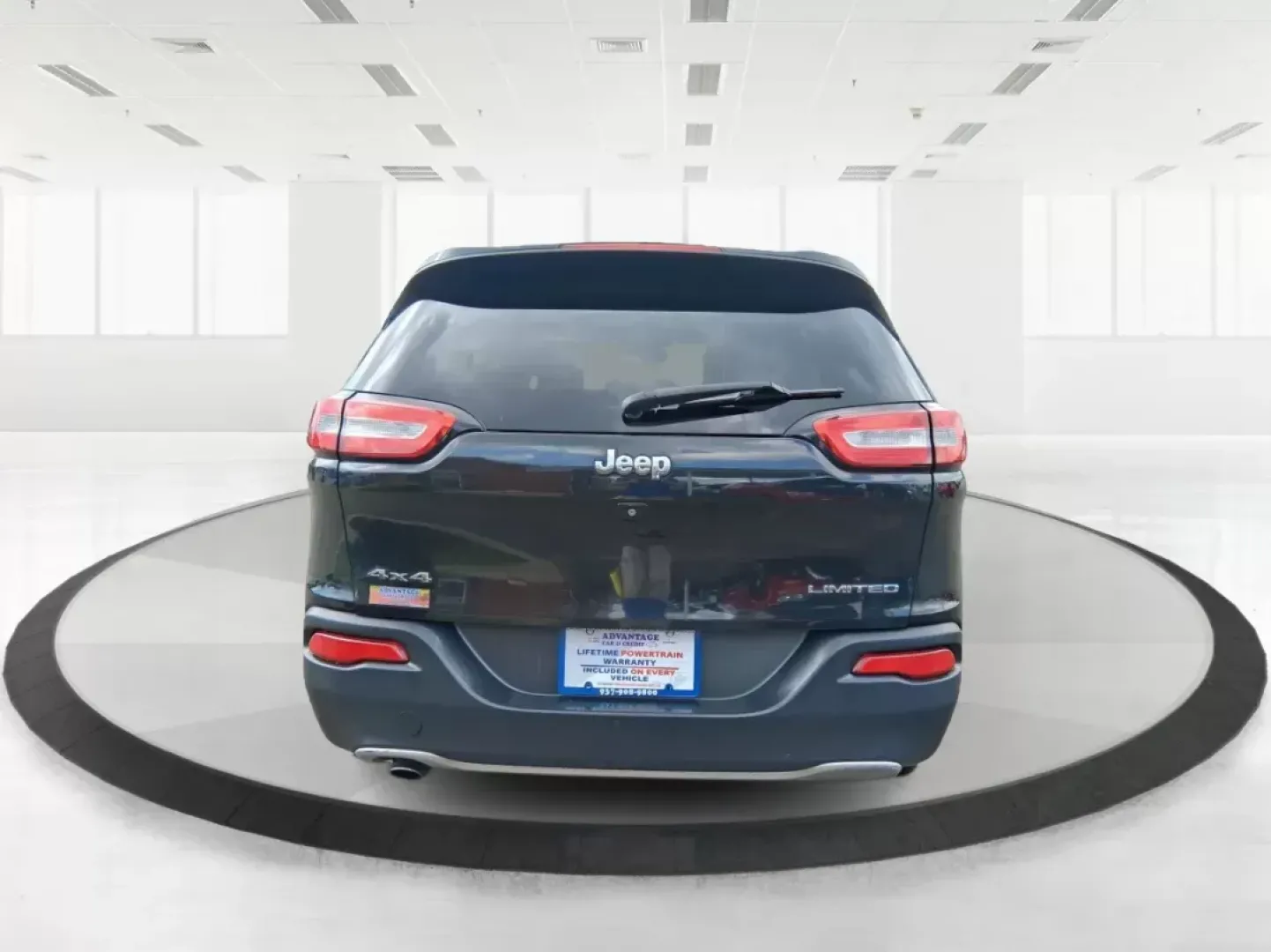 2015 Jeep Cherokee Limited (1C4PJMDB1FW) with an Other engine, located at 1099 N County Rd 25A, Troy, OH, 45373, (937) 908-9800, 40.057079, -84.212883 - **Adventure Awaits with This 2015 Jeep Cherokee Limited in Fairborn, OH!**<br /> <br /> Are you ready to transform your daily commutes into thrilling adventures? The 2015 Jeep Cherokee Limited is the perfect companion for those who crave versatility and comfort, whether you're navigating the busy st - Photo#3