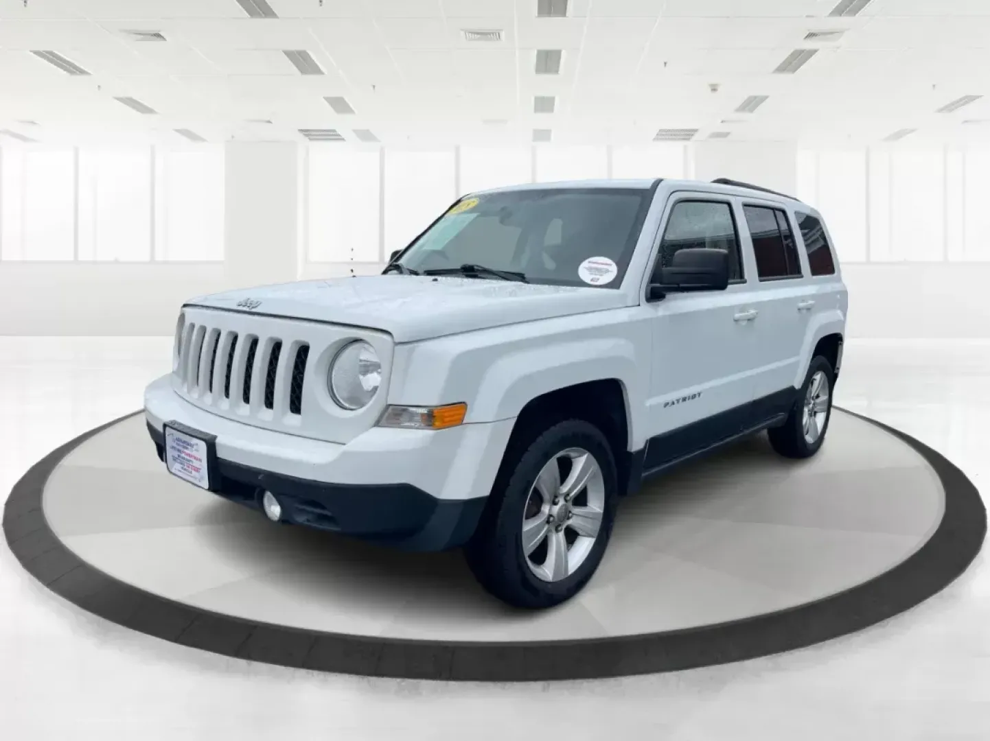 2015 Jeep Patriot Latitude (1C4NJRFB0FD) with an 2.4L I-4 DOHC engine, located at 4508 South Dixie Dr, Moraine, OH, 45439, (937) 908-9800, 39.689976, -84.218452 - Looking for the perfect vehicle that can keep up with your adventurous lifestyle and handle daily commutes with ease? The 2015 Jeep Patriot Latitude might just be the ideal fit for you! This SUV is specifically designed for those who enjoy weekend getaways, road trips with friends, or simply need a - Photo#7