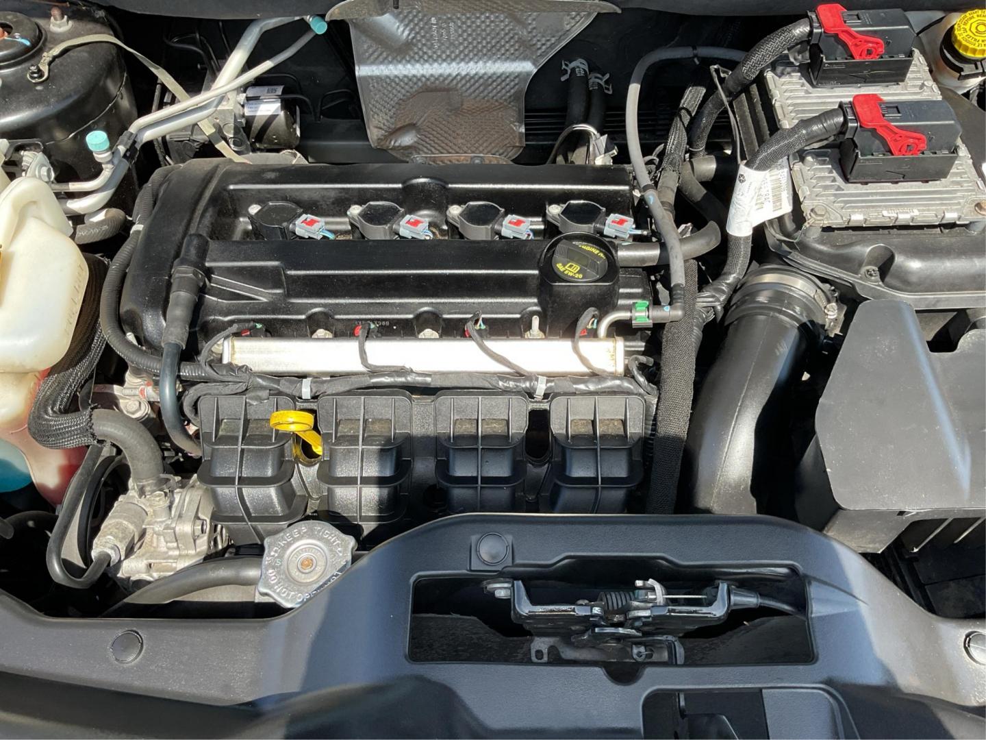 2015 Black Clearcoat Jeep Patriot Sport 2WD (1C4NJPBA6FD) with an 2.0L L4 DOHC 16V engine, located at 1951 S Dayton Lakeview Rd., New Carlisle, OH, 45344, (937) 908-9800, 39.890999, -84.050255 - 2015 Jeep Patriot Sport 2WD - Photo#10