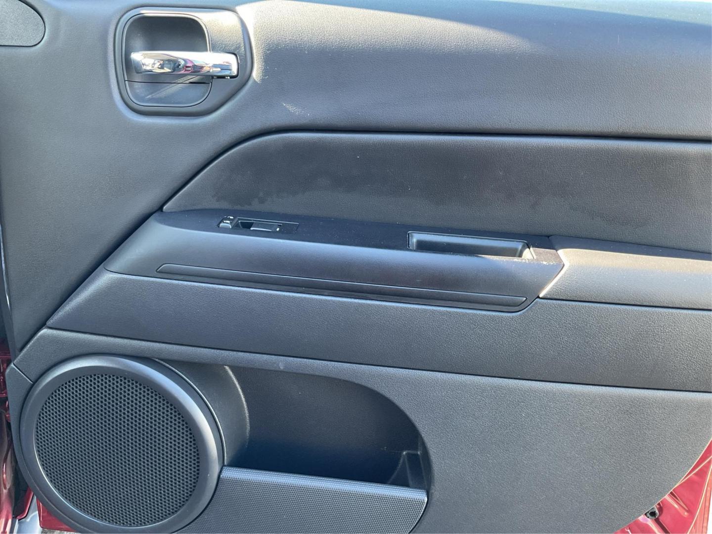 2015 Jeep Patriot Latitude (1C4NJRFB2FD) with an 2.4L I-4 DOHC engine, located at 1951 S Dayton Lakeview Rd., New Carlisle, OH, 45344, (937) 908-9800, 39.890999, -84.050255 - 2015 Jeep Patriot Latitude - Photo#16