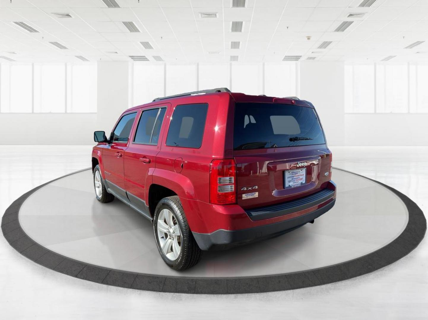 2015 Jeep Patriot Latitude (1C4NJRFB2FD) with an 2.4L I-4 DOHC engine, located at 1951 S Dayton Lakeview Rd., New Carlisle, OH, 45344, (937) 908-9800, 39.890999, -84.050255 - 2015 Jeep Patriot Latitude - Photo#3