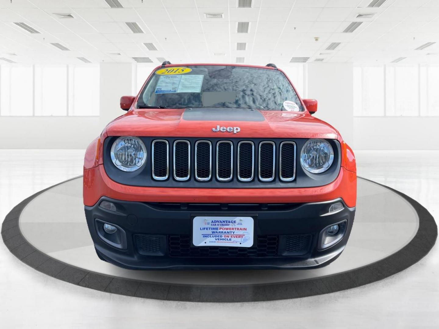 2015 Jeep Renegade Latitude 4WD (ZACCJBBT2FP) with an 2.4L L4 DOHC 16V engine, 6-Speed Manual transmission, located at 1184 Kauffman Ave, Fairborn, OH, 45324, (937) 908-9800, 39.807072, -84.030914 - 2015 Jeep Renegade Latitude 4WD - Photo#6