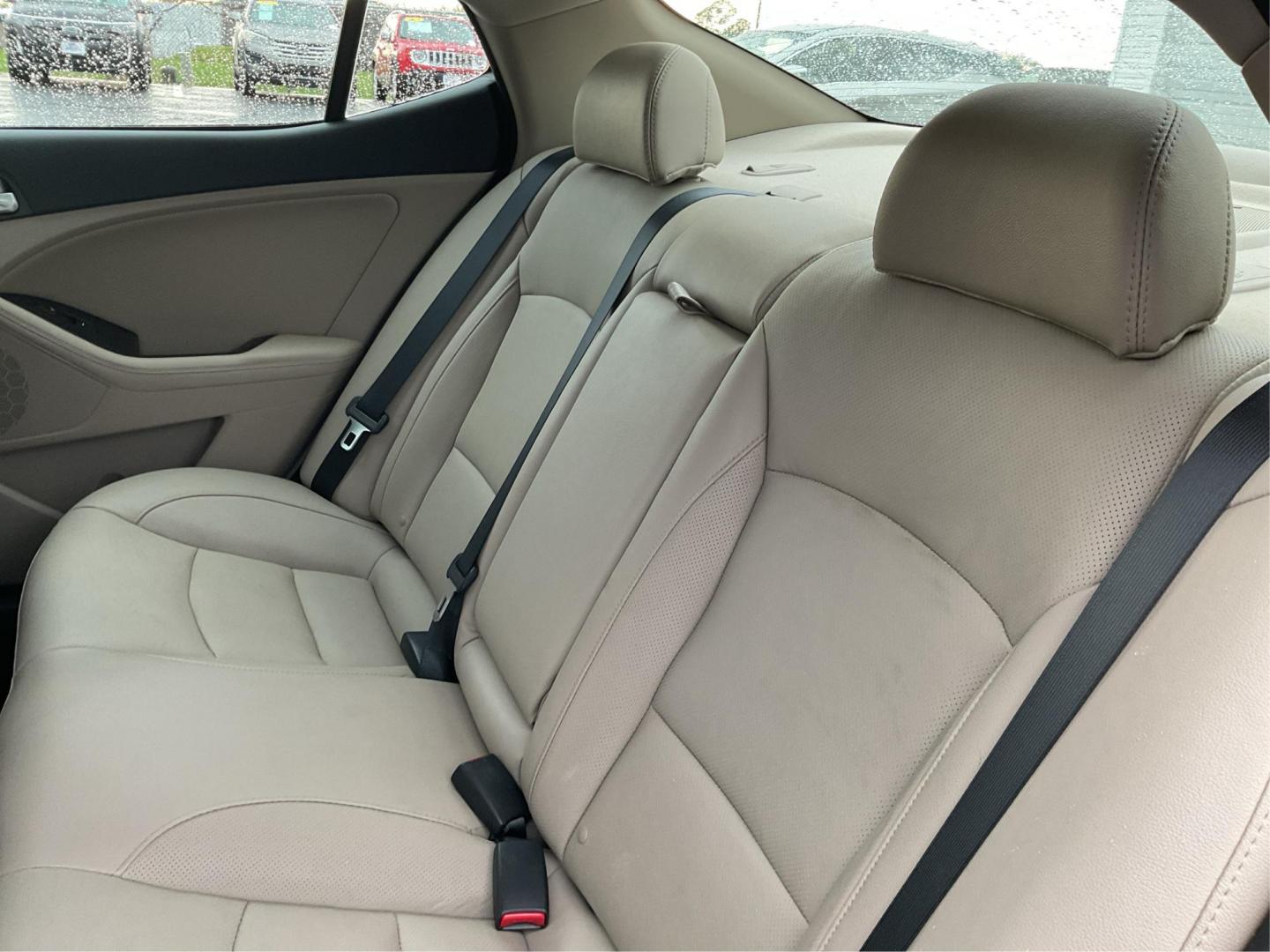 2015 Kia Optima EX (5XXGN4A76FG) with an Theta II 2.4L I-4 gasoline direct injection engine, located at 1099 N County Rd 25A, Troy, OH, 45373, (937) 908-9800, 40.057079, -84.212883 - 2015 Kia Optima EX - Photo#10