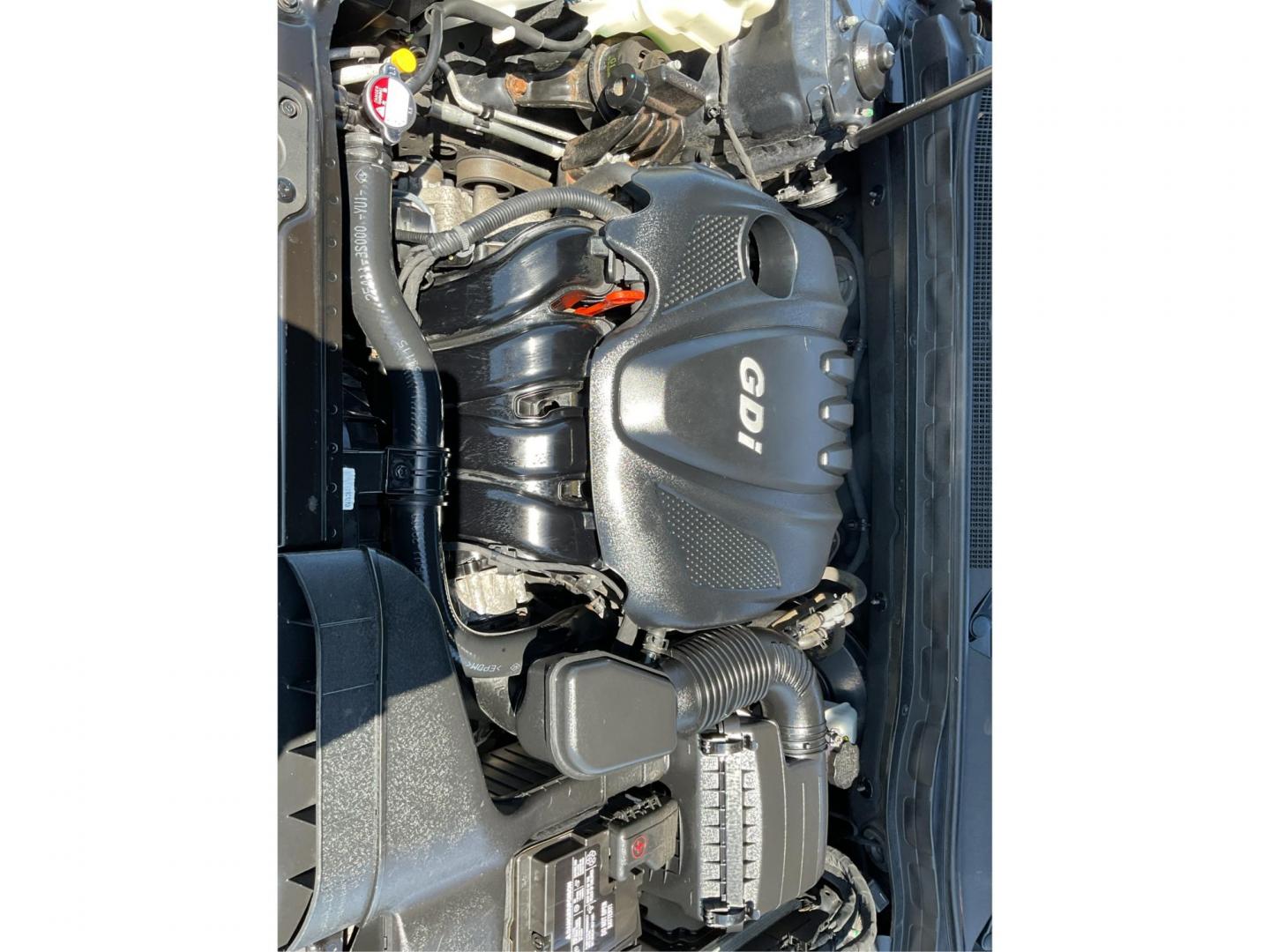 2015 Kia Optima EX (5XXGN4A72FG) with an Theta II 2.4L I-4 gasoline direct injection engine, located at 1951 S Dayton Lakeview Rd., New Carlisle, OH, 45344, (937) 908-9800, 39.890999, -84.050255 - 2015 Kia Optima EX - Photo#10