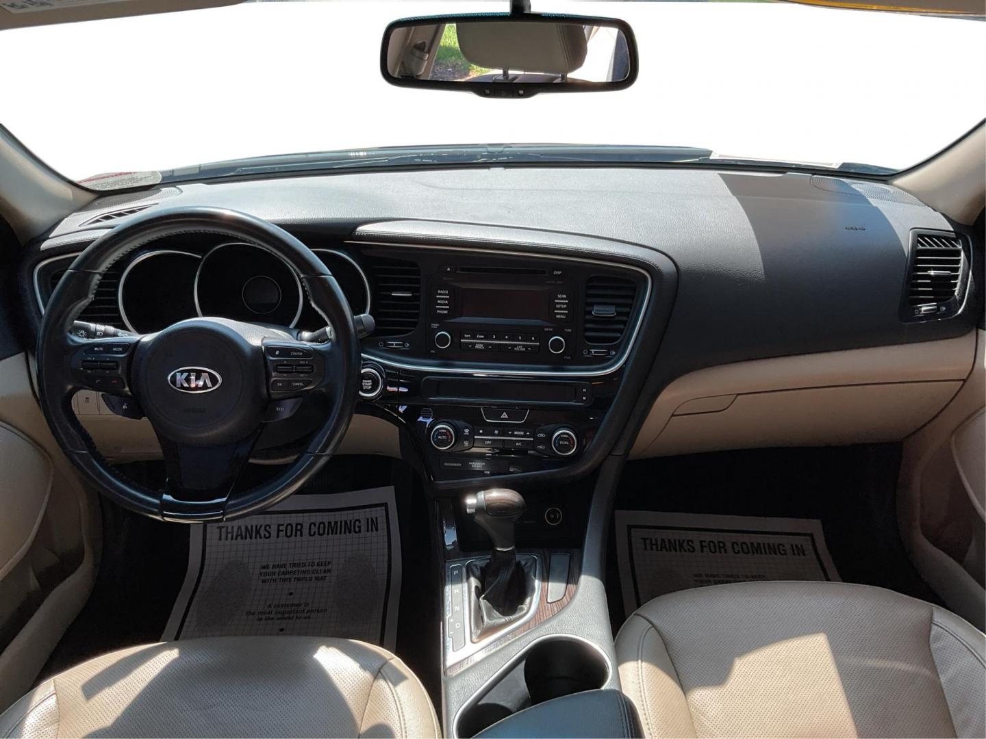 2015 Kia Optima EX (5XXGN4A72FG) with an Theta II 2.4L I-4 gasoline direct injection engine, located at 1951 S Dayton Lakeview Rd., New Carlisle, OH, 45344, (937) 908-9800, 39.890999, -84.050255 - 2015 Kia Optima EX - Photo#19