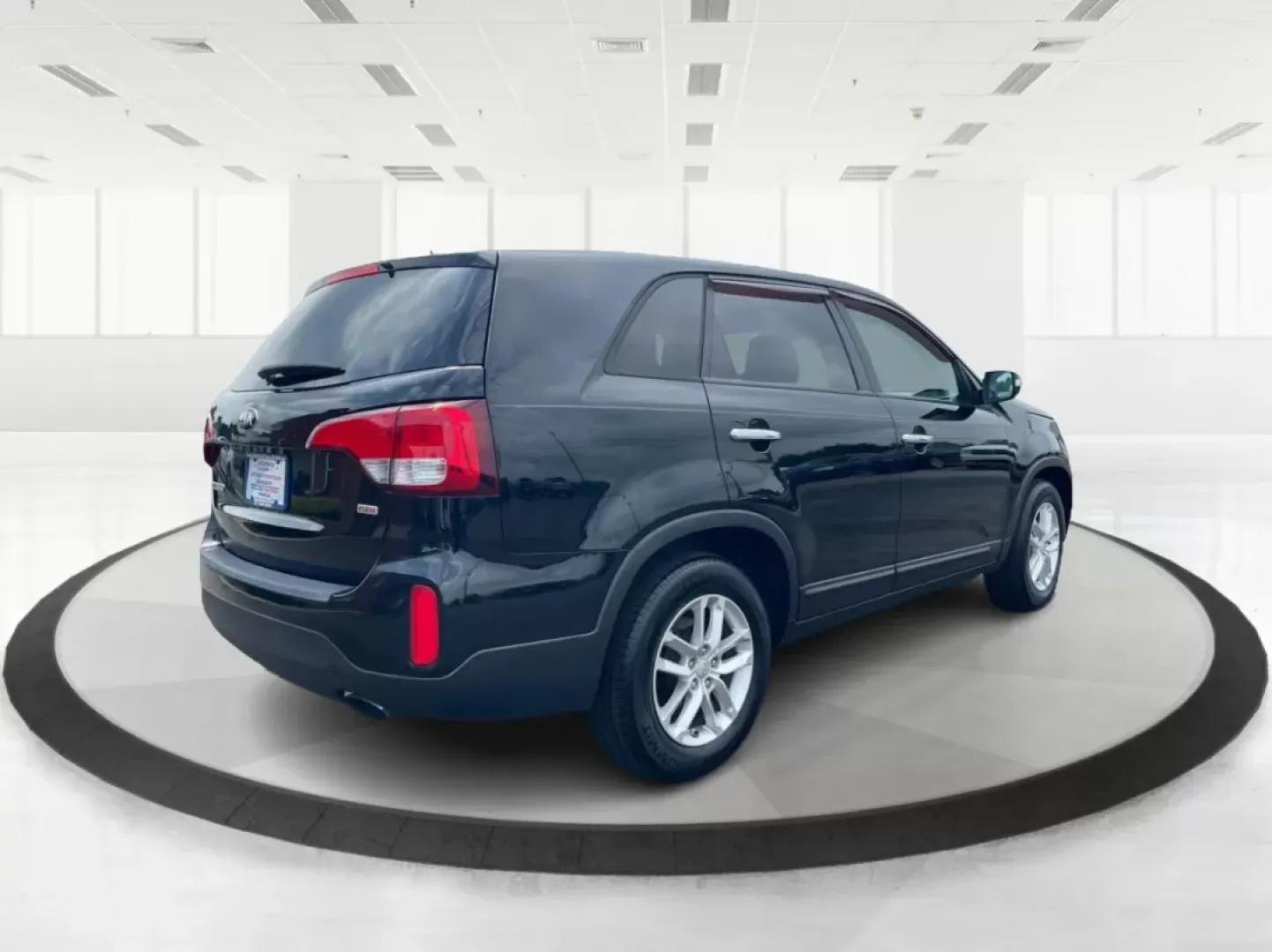 2015 Kia Sorento LX (5XYKT3A60FG) with an 2.4L I-4 gasoline direct injection engine, located at 880 E. National Road, Vandalia, OH, 45377, (937) 908-9800, 39.891918, -84.183594 - ### Discover Adventure with the 2015 Kia Sorento LX - Your Perfect Family SUV!<br /> <br /> Are you seeking the ideal vehicle for weekend getaways or daily commutes? Look no further! The 2015 Kia Sorento LX is the perfect SUV for growing families and adventure-seekers alike. With its spacious interi - Photo#2
