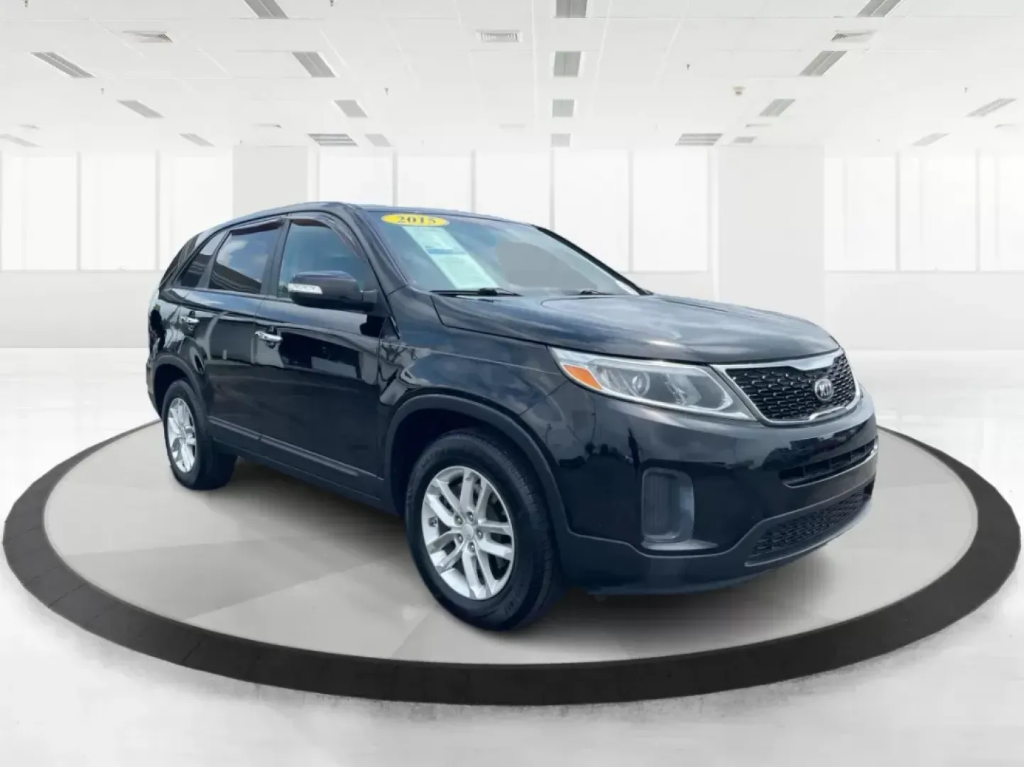 2015 Kia Sorento LX (5XYKT3A60FG) with an 2.4L I-4 gasoline direct injection engine, located at 880 E. National Road, Vandalia, OH, 45377, (937) 908-9800, 39.891918, -84.183594 - ### Discover Adventure with the 2015 Kia Sorento LX - Your Perfect Family SUV!<br /> <br /> Are you seeking the ideal vehicle for weekend getaways or daily commutes? Look no further! The 2015 Kia Sorento LX is the perfect SUV for growing families and adventure-seekers alike. With its spacious interi - Photo#0