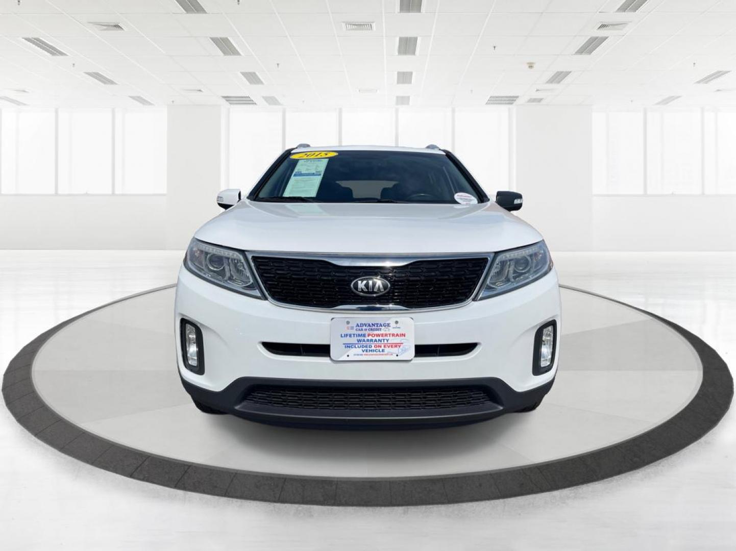 2015 Kia Sorento EX V6 (5XYKU4A74FG) with an Lambda II 3.3L V-6 gasoline direct injection engine, located at 8750 N County Rd 25A, Piqua, OH, 45356, (937) 908-9800, 40.164391, -84.232513 - 2015 Kia Sorento EX V6 - Photo#6