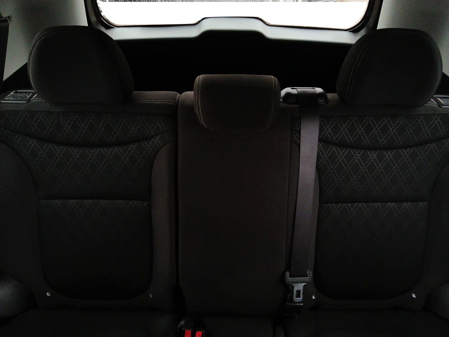 2015 Kia Soul Base (KNDJN2A26F7) with an 1.6L L4 DOHC 16V engine, located at 1184 Kauffman Ave, Fairborn, OH, 45324, (937) 908-9800, 39.807072, -84.030914 - 2015 Kia Soul Base - Photo#13