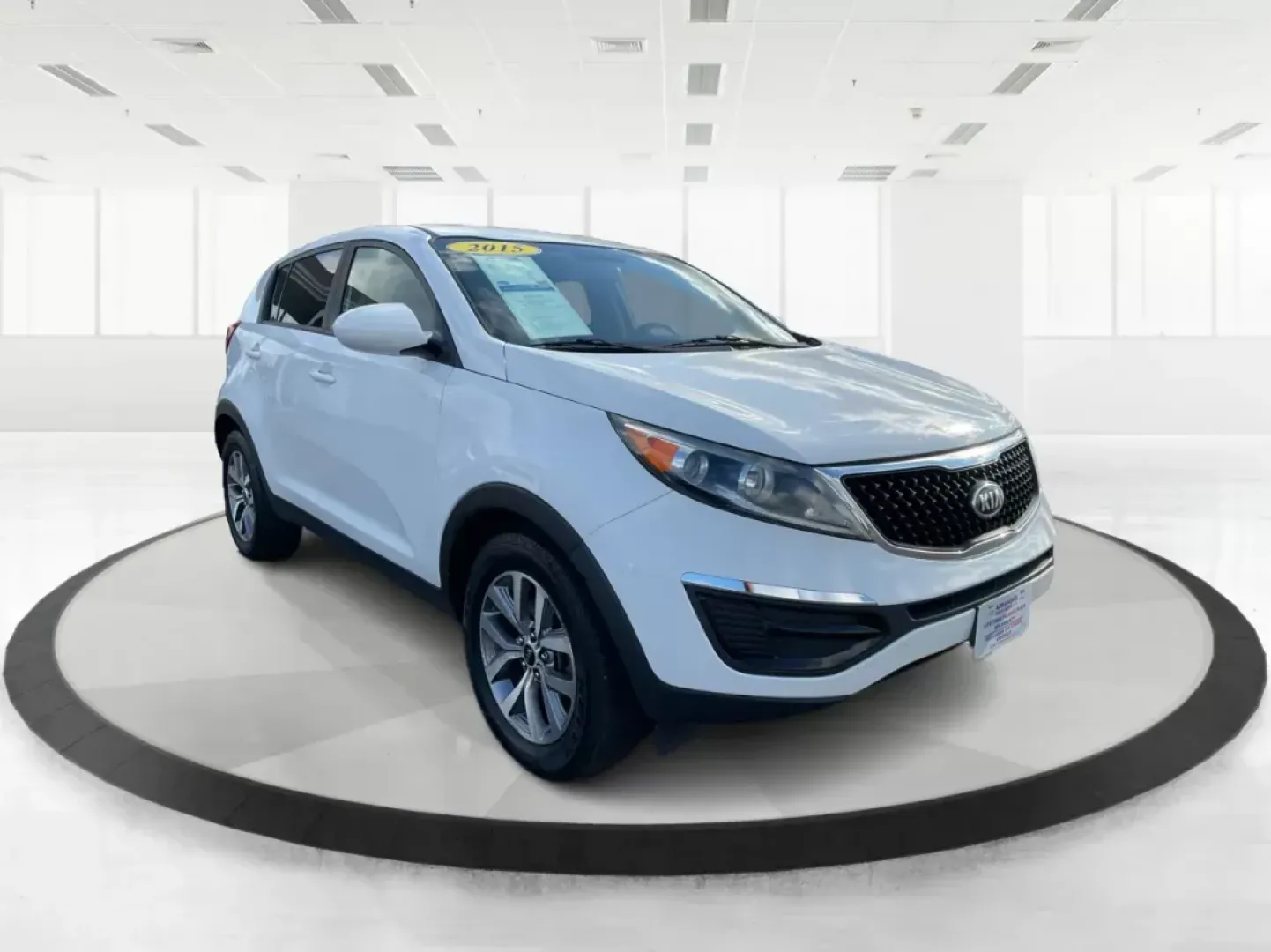 2015 Kia Sportage LX (KNDPB3AC1F7) with an Other engine, located at 1951 S Dayton Lakeview Rd., New Carlisle, OH, 45344, (937) 908-9800, 39.890999, -84.050255 - Are you looking for a versatile vehicle that can handle your family's daily adventures while also being budget-friendly? Look no further than this 2015 Kia Sportage LX, now available at Advantage Car and Credit in Fairborn, OH. This stylish crossover SUV is perfect for growing families, weekend geta - Photo#0