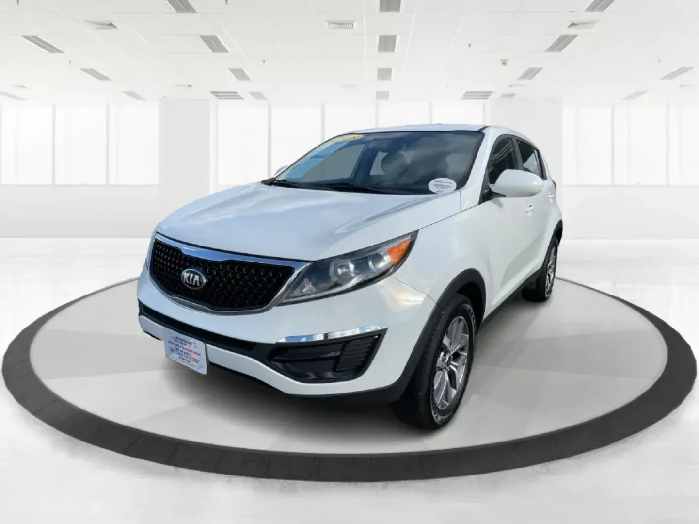 2015 Kia Sportage LX (KNDPB3AC1F7) with an Other engine, located at 1951 S Dayton Lakeview Rd., New Carlisle, OH, 45344, (937) 908-9800, 39.890999, -84.050255 - Are you looking for a versatile vehicle that can handle your family's daily adventures while also being budget-friendly? Look no further than this 2015 Kia Sportage LX, now available at Advantage Car and Credit in Fairborn, OH. This stylish crossover SUV is perfect for growing families, weekend geta - Photo#6