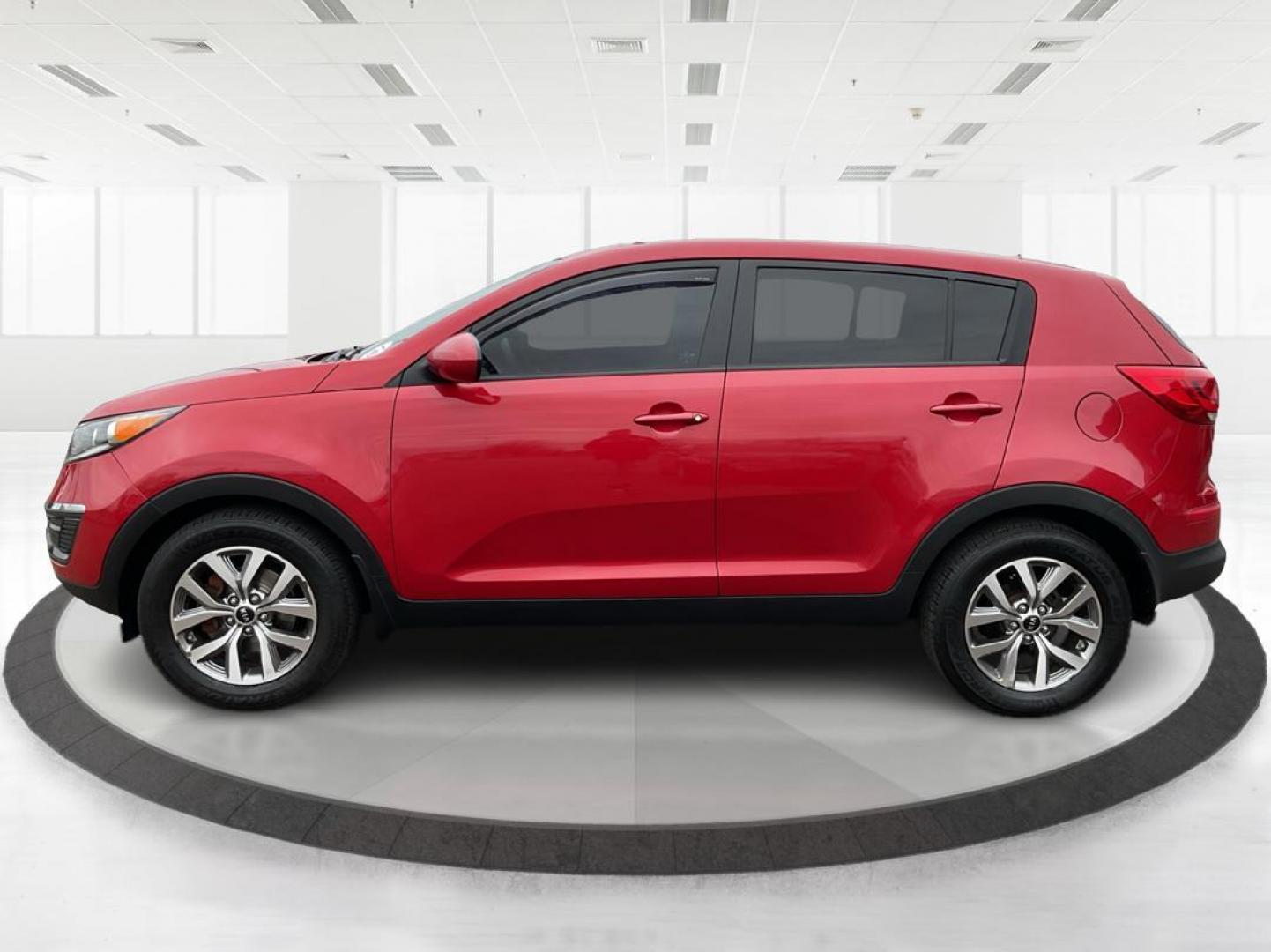 2015 Kia Sportage LX FWD (KNDPB3AC3F7) with an 2.4L V6 DOHC 24V engine, 6-Speed Automatic transmission, located at 1099 N County Rd 25A, Troy, OH, 45373, (937) 908-9800, 40.057079, -84.212883 - 2015 Kia Sportage LX FWD - Photo#5
