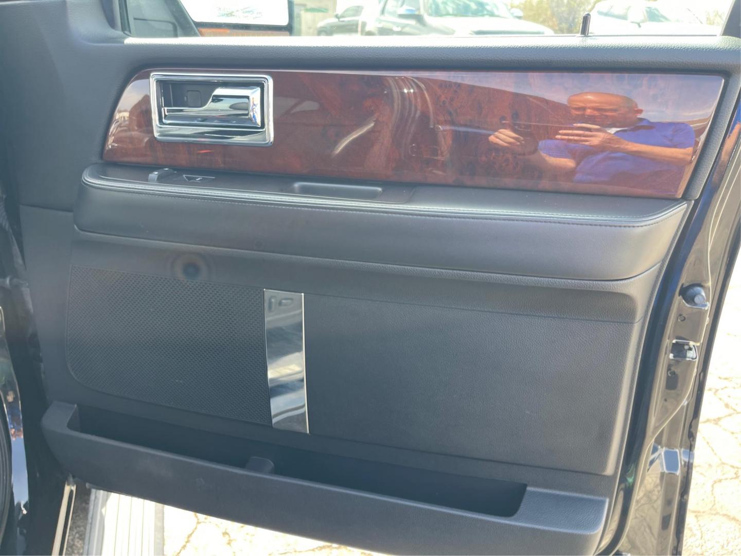 2015 Lincoln Navigator Base (5LMJJ2JT1FE) with an Other engine, located at 1184 Kauffman Ave, Fairborn, OH, 45324, (937) 908-9800, 39.807072, -84.030914 - Third Row - Photo#19