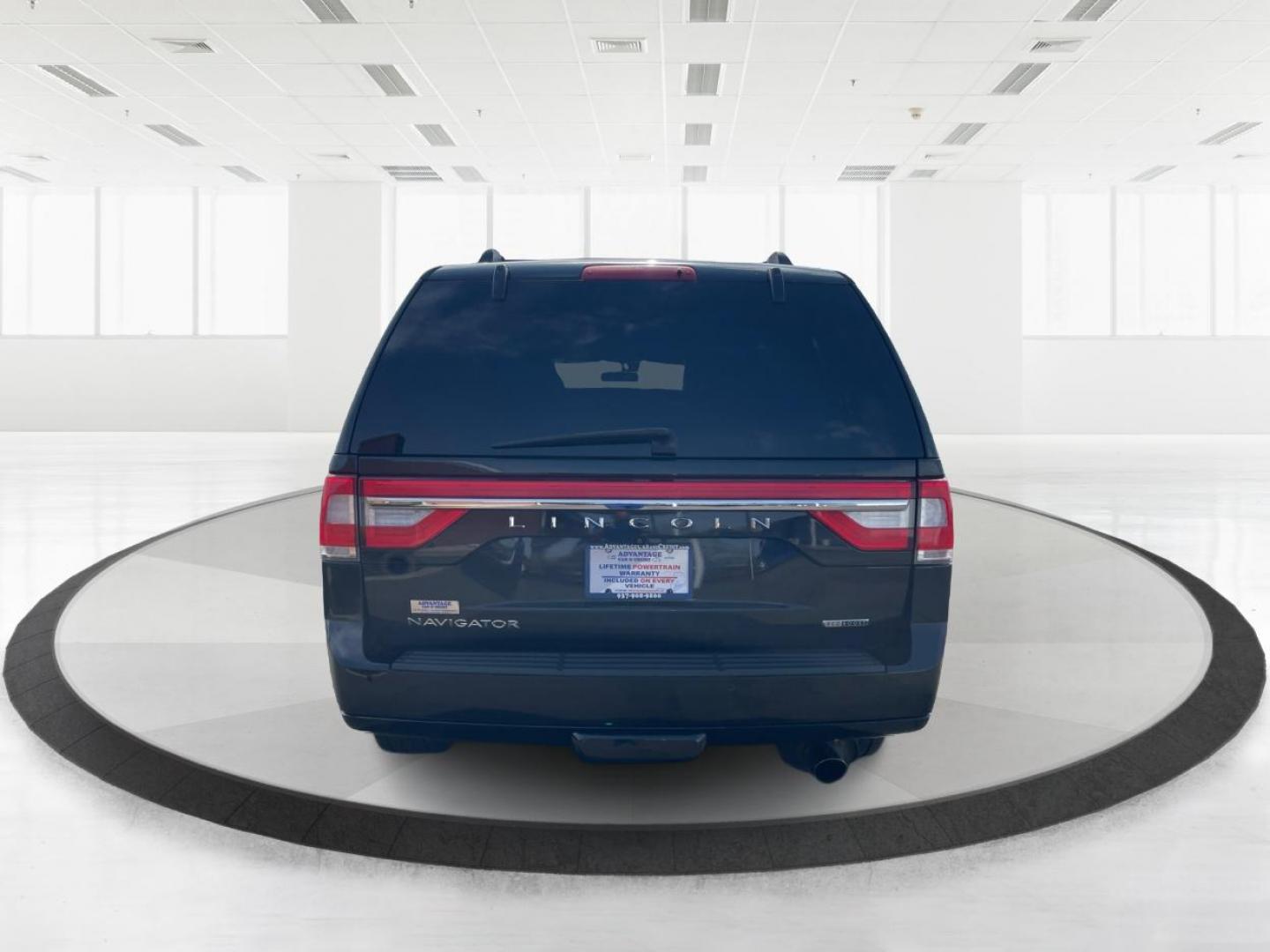 2015 Lincoln Navigator Base (5LMJJ2JT1FE) with an Other engine, located at 1184 Kauffman Ave, Fairborn, OH, 45324, (937) 908-9800, 39.807072, -84.030914 - Third Row - Photo#3