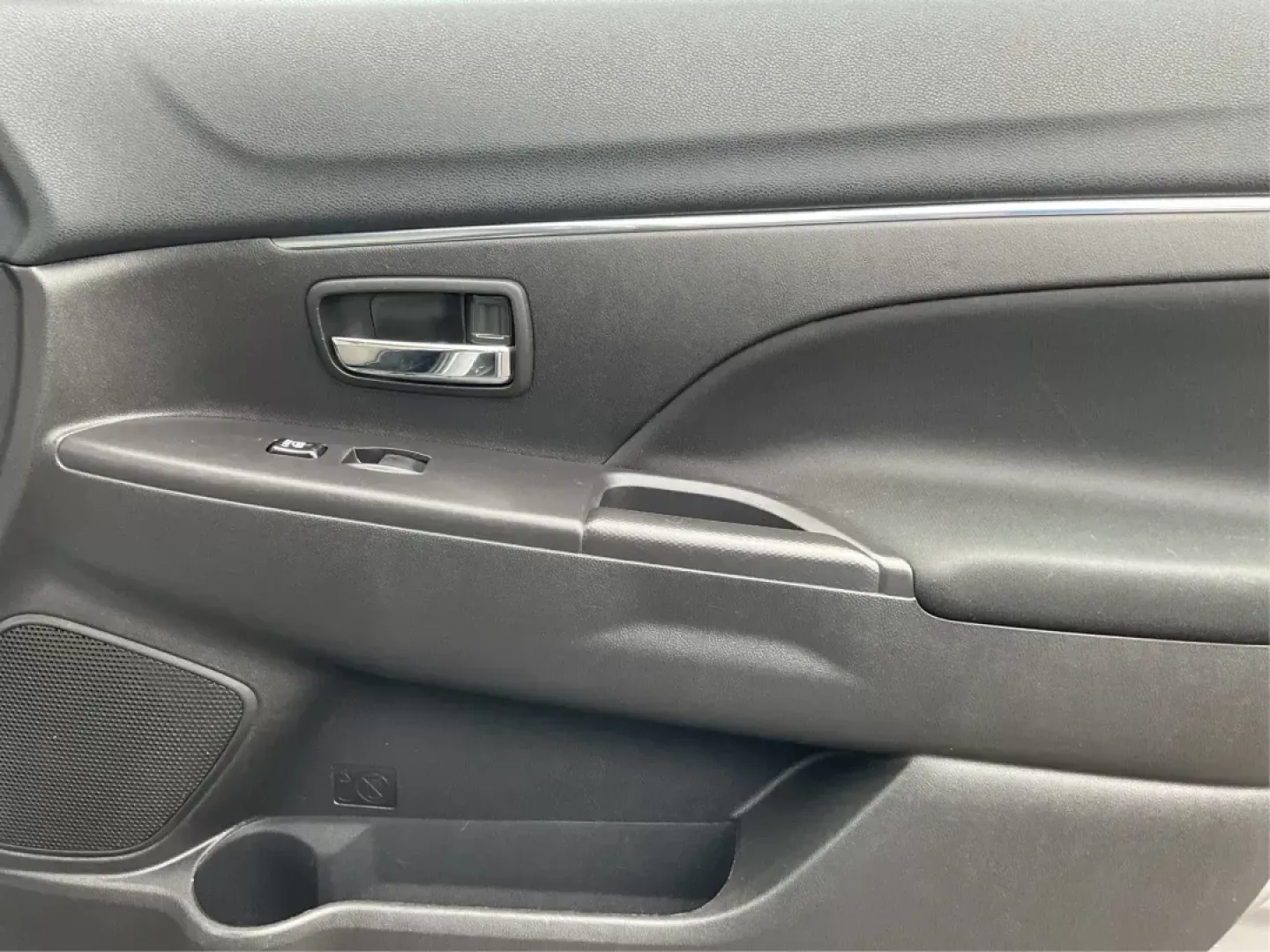 2015 Mitsubishi Outlander Sport (4A4AR4AU9FE) with an Other engine, located at 1099 N County Rd 25A, Troy, OH, 45373, (937) 908-9800, 40.057079, -84.212883 - 2015 Mitsubishi Outlander Sport - Photo#18