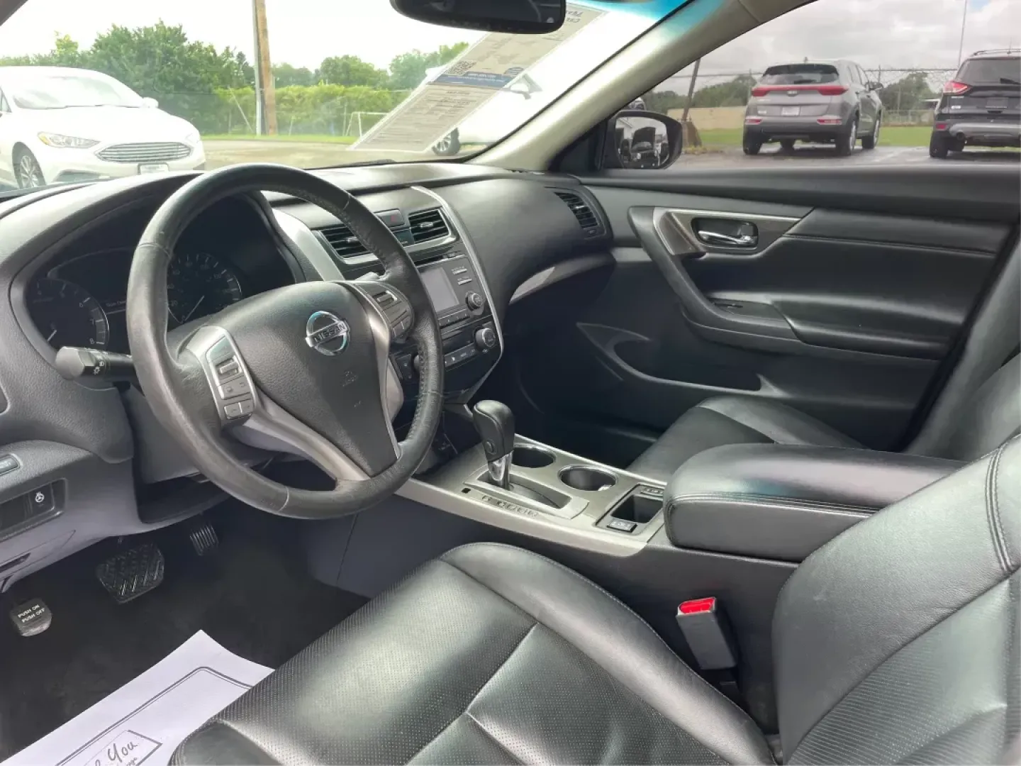 2015 Nissan Altima 2.5 SL (1N4AL3APXFC) with an 2.5L I-4 DOHC engine, located at 880 E. National Road, Vandalia, OH, 45377, (937) 908-9800, 39.891918, -84.183594 - **Embrace the Drive: Discover Your New 2015 Nissan Altima at Advantage Car and Credit in Fairborn, OH**<br /> <br /> Are you in the market for a reliable sedan that fits seamlessly into your busy lifestyle? Look no further than this stunning 2015 Nissan Altima, perfect for commuters, growing familie - Photo#8