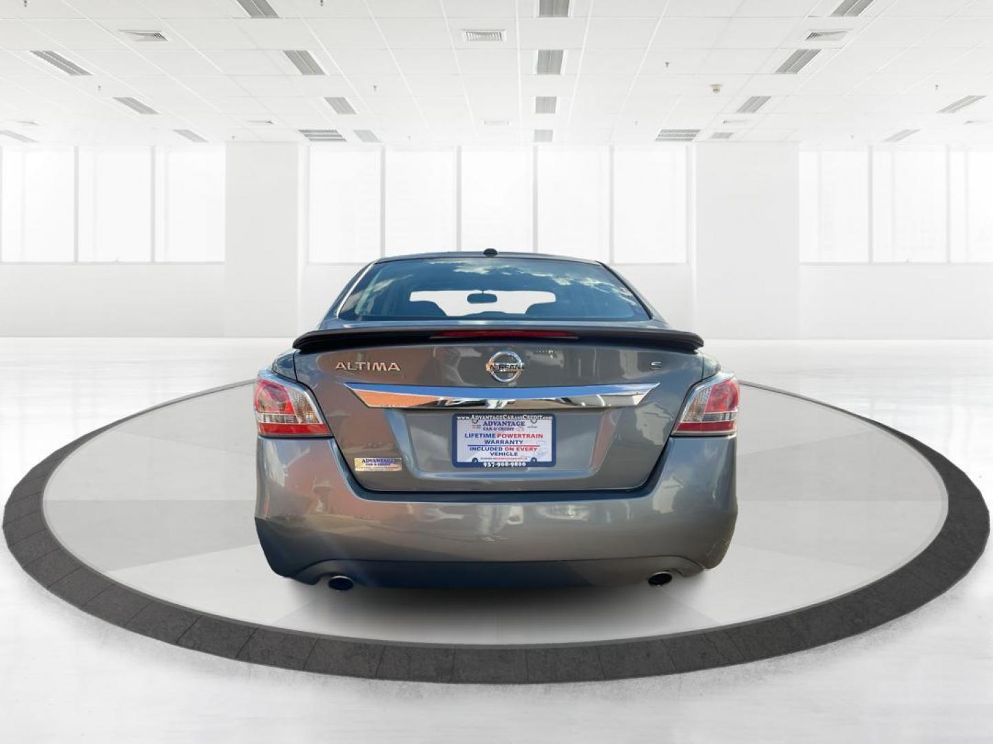 2015 Nissan Altima 2.5 S (1N4AL3AP5FN) with an Other engine, located at 401 Woodman Dr, Riverside, OH, 45431, (937) 908-9800, 39.760899, -84.123421 - 2015 Nissan Altima 2.5 S - Photo#3