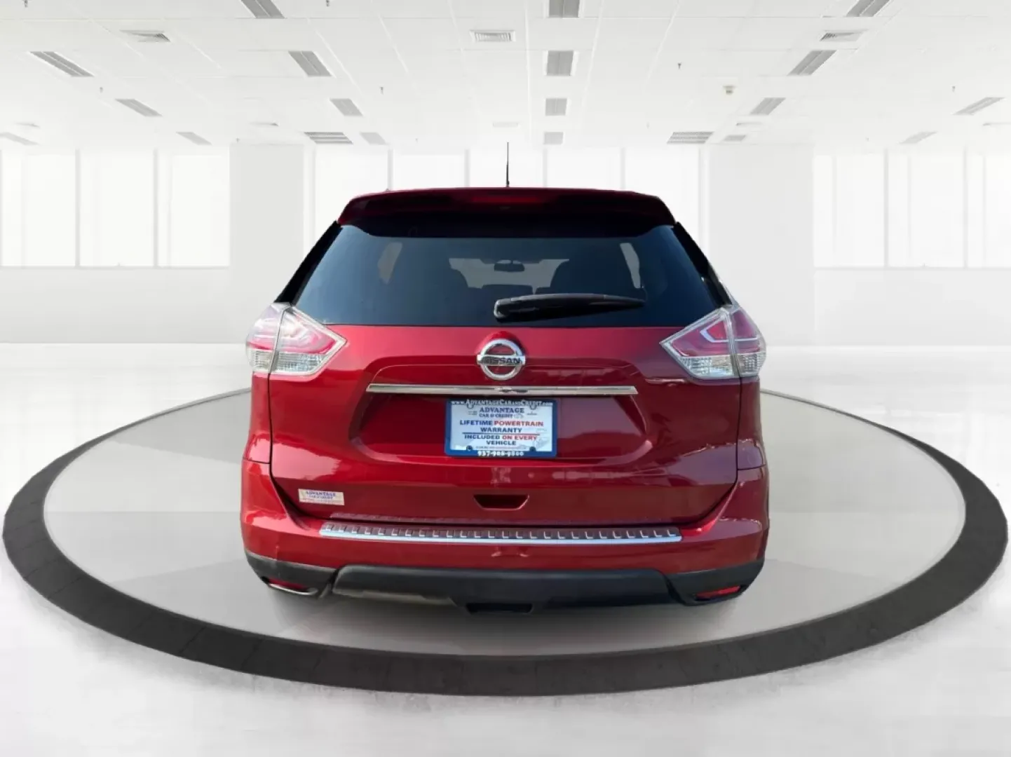 2015 Nissan Rogue SV (KNMAT2MV0FP) with an 2.5L I-4 DOHC engine, located at 8750 N County Rd 25A, Piqua, OH, 45356, (937) 908-9800, 40.164391, -84.232513 - Experience the perfect blend of style, comfort, and capability with this **2015 Nissan Rogue SV**, available now at **Advantage Car and Credit** in **Fairborn, OH**. This versatile SUV is not only ideal for daily commuting but also makes weekend getaways a breeze. Its spacious interior and impressiv - Photo#3