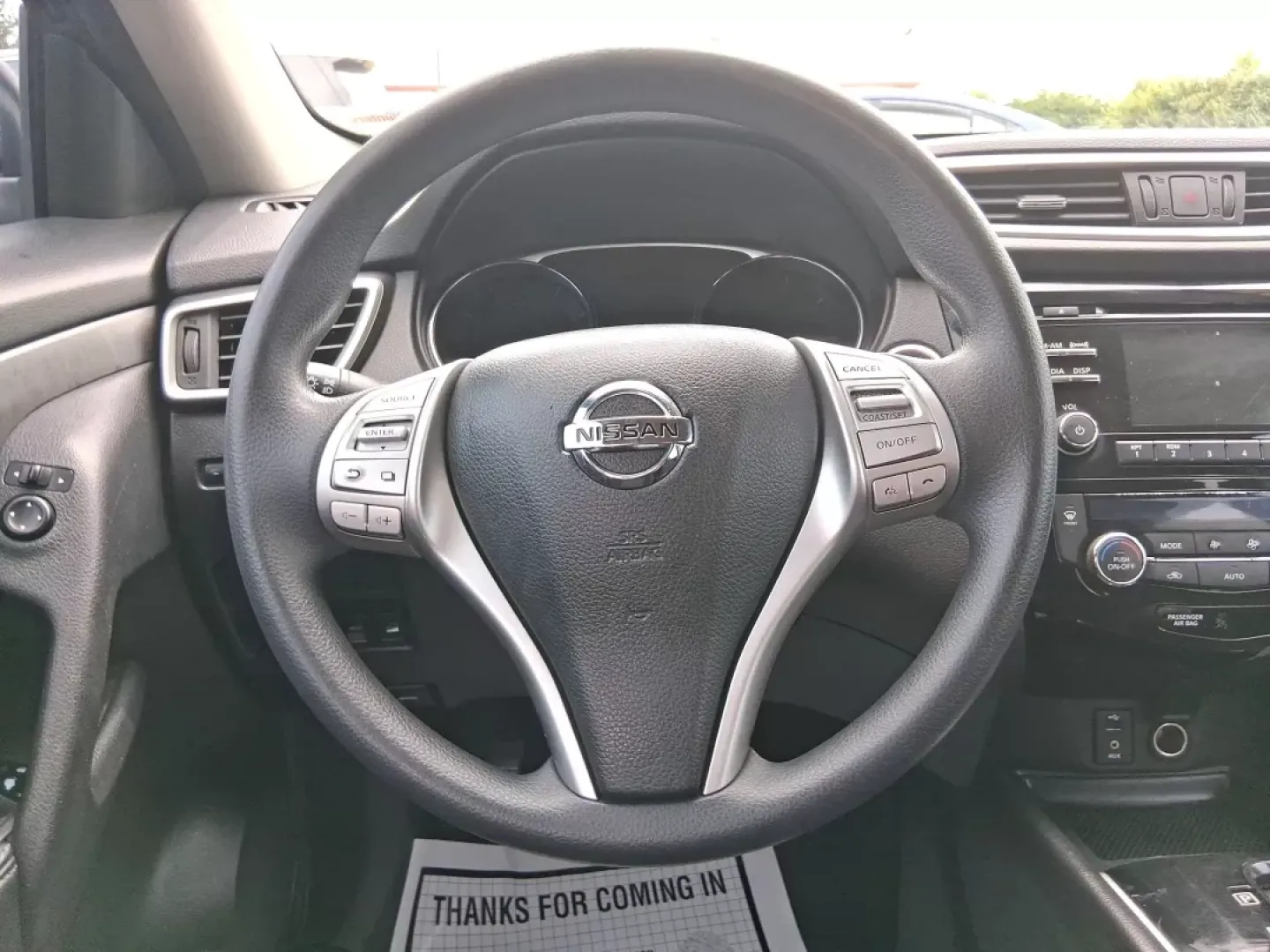2015 Nissan Rogue SV (5N1AT2MV7FC) with an 2.5L I-4 DOHC engine, located at 1230 East Main St, Xenia, OH, 45385, (937) 908-9800, 39.688026, -83.910172 - **Conquer Every Adventure with the 2015 Nissan Rogue SV at Advantage Car and Credit - Xenia!**<br /> <br /> Are you ready to elevate your lifestyle with an SUV that's perfectly suited for family outings, weekend getaways, and daily commutes? The 2015 Nissan Rogue SV is the vehicle you've been search - Photo#16