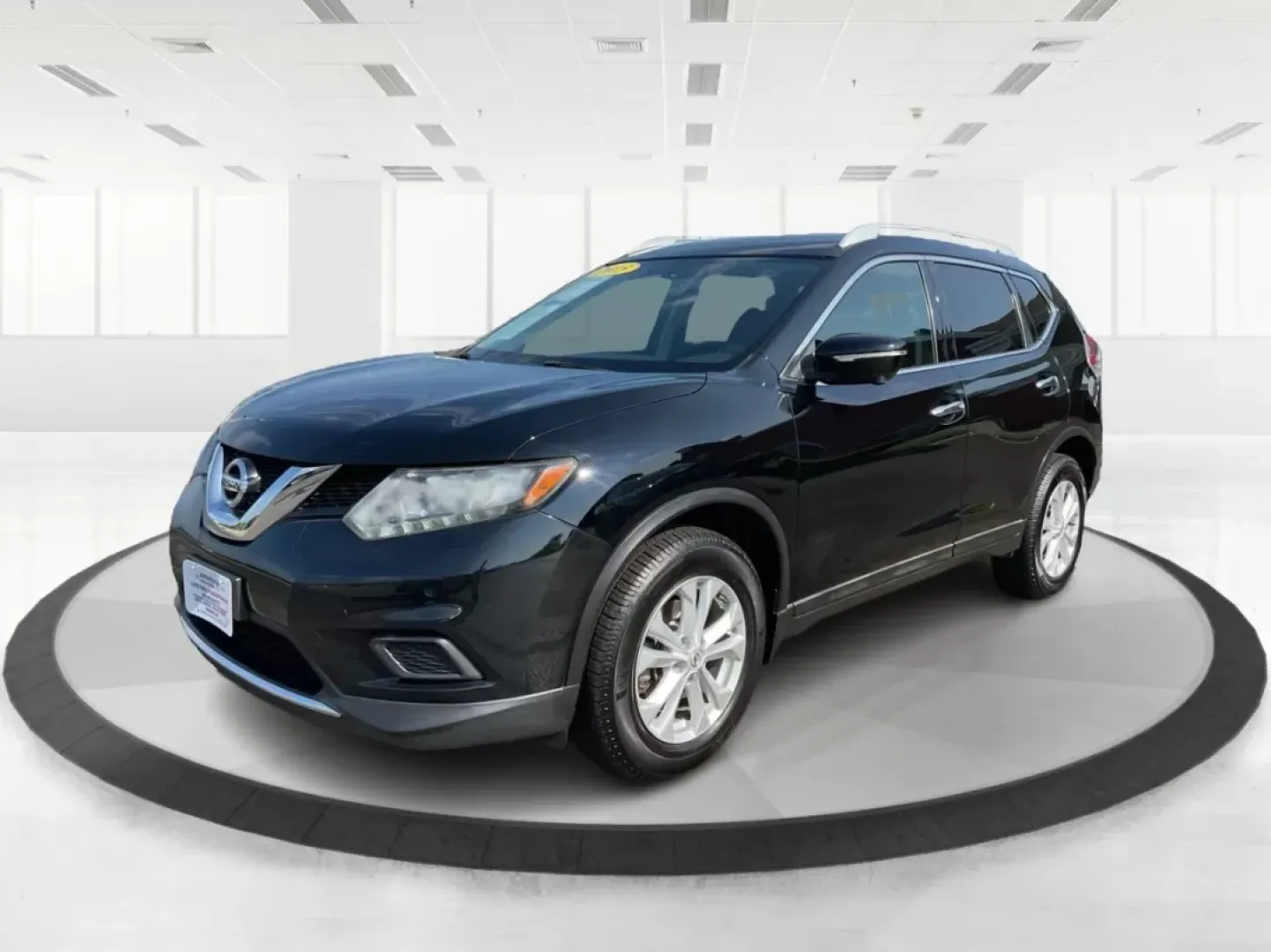2015 Nissan Rogue SV (5N1AT2MV7FC) with an 2.5L I-4 DOHC engine, located at 4508 South Dixie Dr, Moraine, OH, 45439, (937) 908-9800, 39.689976, -84.218452 - **Adventure Awaits with the 2015 Nissan Rogue SV - Your Perfect Family SUV!**<br /> <br /> Are you a growing family in search of a reliable and spacious vehicle that can easily handle your daily commutes and weekend getaways? Look no further! The 2015 Nissan Rogue SV is here to elevate your lifestyl - Photo#8