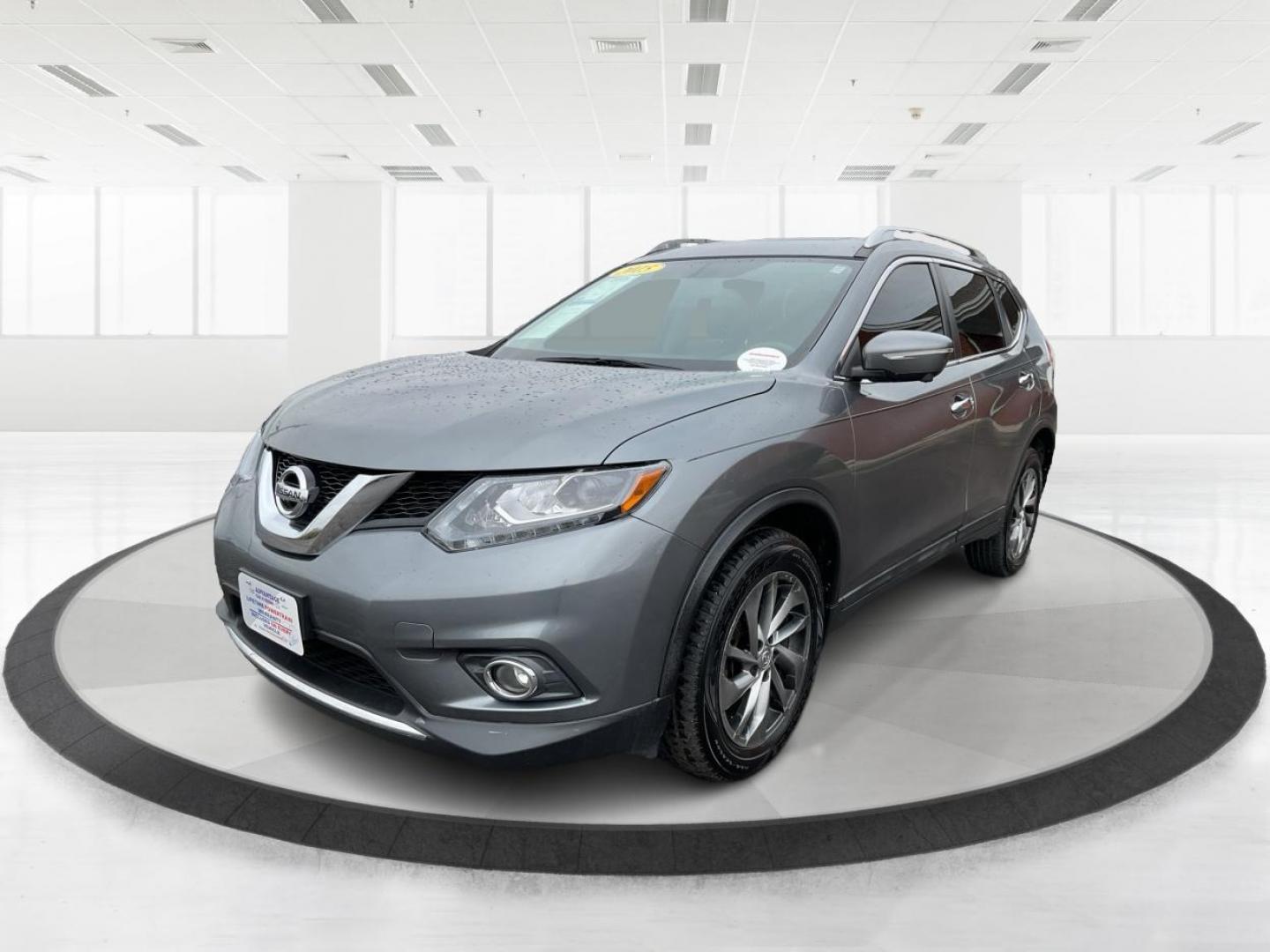 2015 Nissan Rogue SL (5N1AT2MV4FC) with an 2.5L I-4 DOHC engine, located at 880 E. National Road, Vandalia, OH, 45377, (937) 908-9800, 39.891918, -84.183594 - 2015 Nissan Rogue SL - Photo#6