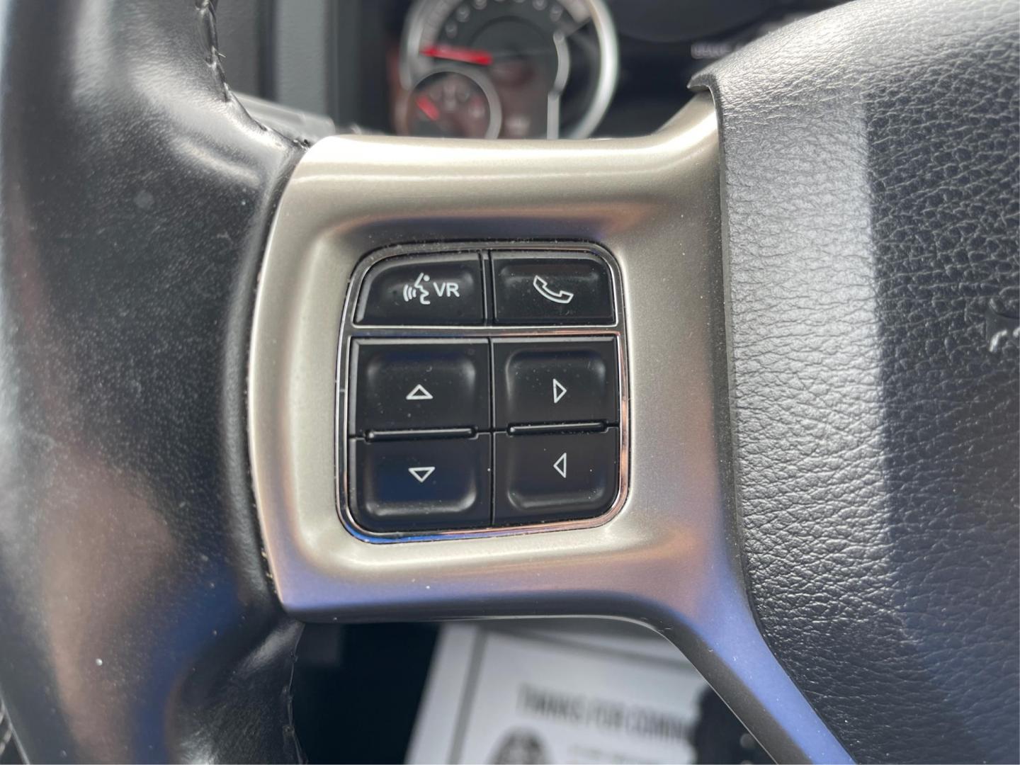 2015 Ram 1500 Laramie Crew Cab SWB 4WD (1C6RR7NT7FS) with an 5.7L V8 OHV 16V engine, 8-Speed Automatic transmission, located at 1230 East Main St, Xenia, OH, 45385, (937) 908-9800, 39.688026, -83.910172 - 2015 Ram 1500 Laramie Crew Cab SWB 4WD - Photo#15