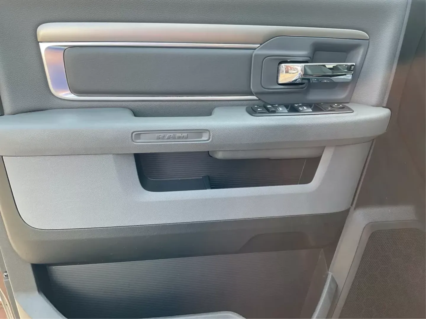 2015 Ram 1500 Big Horn (3C6RR7LT4FG) with an Other engine, located at 1184 Kauffman Ave, Fairborn, OH, 45324, (937) 908-9800, 39.807072, -84.030914 - **Unlock Adventure with the 2015 Ram 1500 Big Horn Crew Cab Perfect for Every Journey!**<br /> <br /> If you're looking for a vehicle that effortlessly balances work and play, the 2015 Ram 1500 Big Horn Crew Cab is your ideal companion. Whether you're a growing family needing ample space for weeken - Photo#18