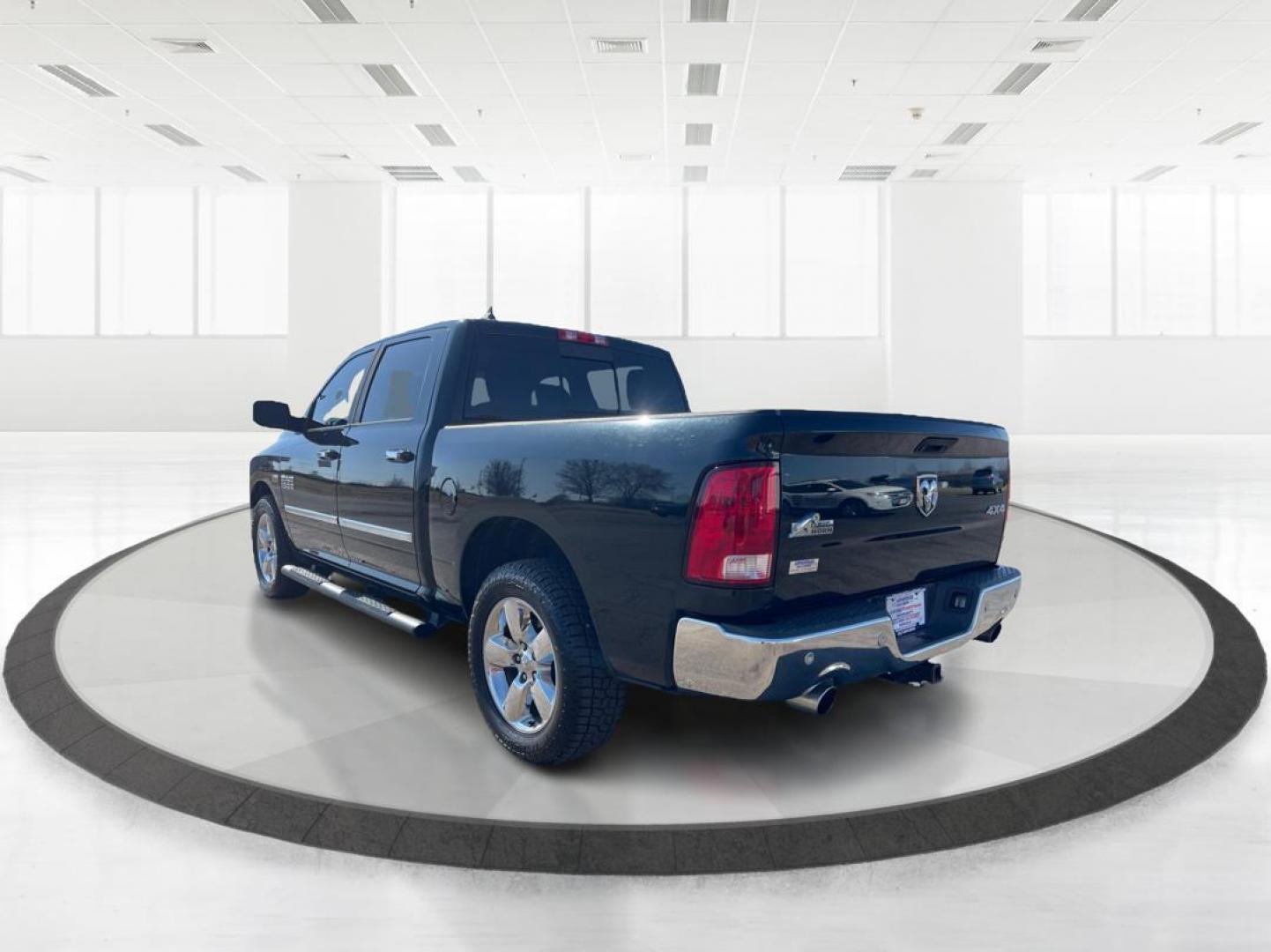 2015 Ram 1500 Big Horn (1C6RR7LT2FS) with an 3.6L V-6 DOHC engine, located at 1184 Kauffman Ave, Fairborn, OH, 45324, (937) 908-9800, 39.807072, -84.030914 - 2015 Ram 1500 Big Horn - Photo#4