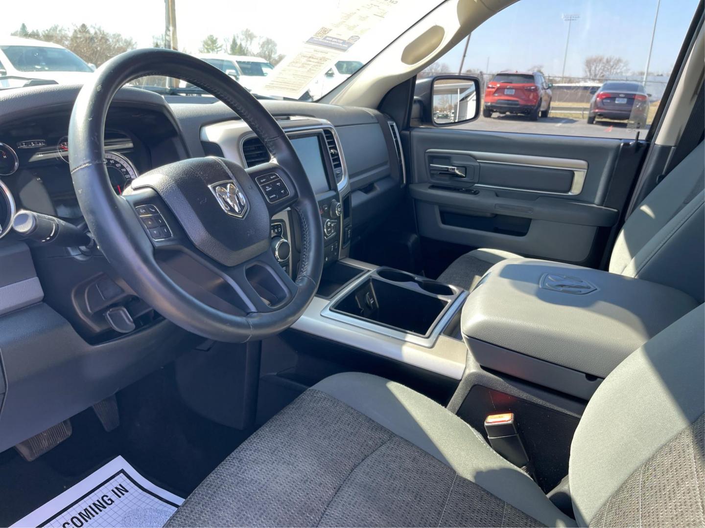 2015 Ram 1500 Big Horn (1C6RR7LT2FS) with an 3.6L V-6 DOHC engine, located at 1184 Kauffman Ave, Fairborn, OH, 45324, (937) 908-9800, 39.807072, -84.030914 - 2015 Ram 1500 Big Horn - Photo#8
