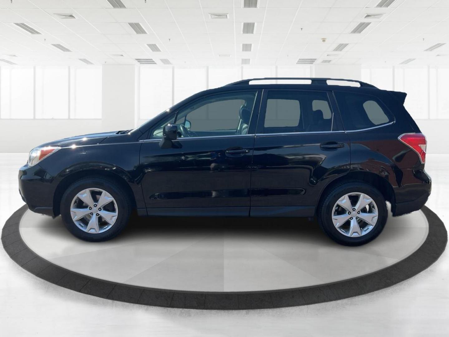 2015 Subaru Forester 2.5i Limited (JF2SJAHC5FH) with an 2.5L H-4 DOHC engine, located at 1184 Kauffman Ave, Fairborn, OH, 45324, (937) 908-9800, 39.807072, -84.030914 - 2015 Subaru Forester 2.5i Limited - Photo#5