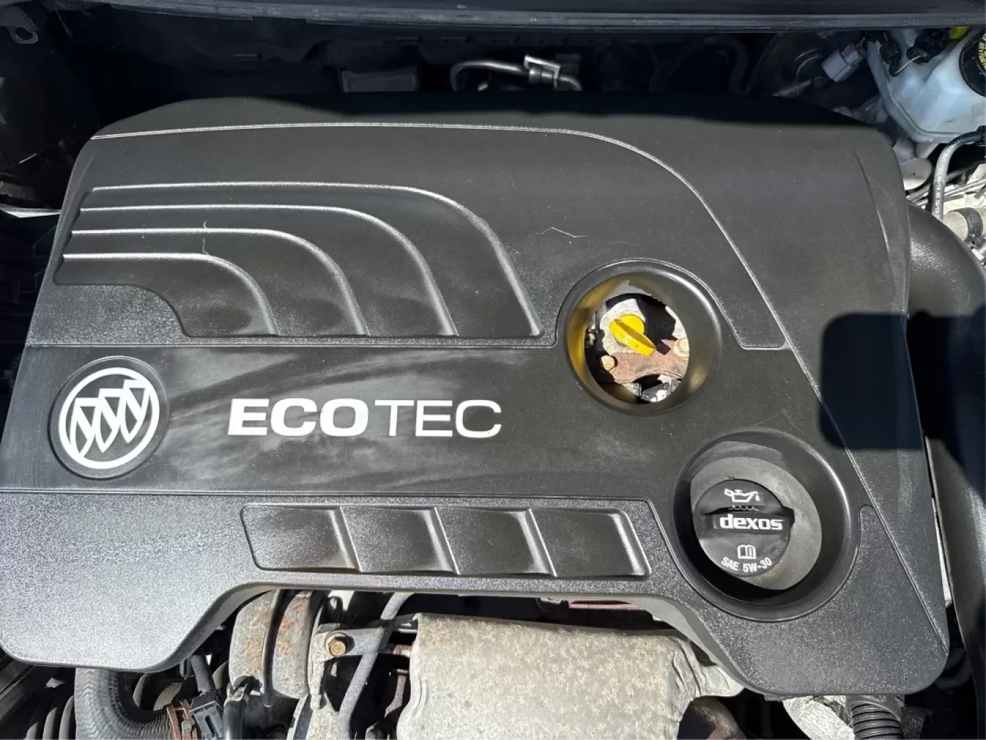 2016 Buick Cascada Premium (W04WT3N5XGG) with an 1.6L I-4 gasoline direct injection engine, located at 1230 East Main St, Xenia, OH, 45385, (937) 908-9800, 39.688026, -83.910172 - Experience the thrill of open-air driving with the 2016 Buick Cascada Premium, available now at Advantage Car and Credit in Xenia, OH. This stylish convertible is not just a car; it's an invitation to embrace life's adventures-perfect for weekend getaways, enjoying scenic drives, or simply elevating - Photo#11