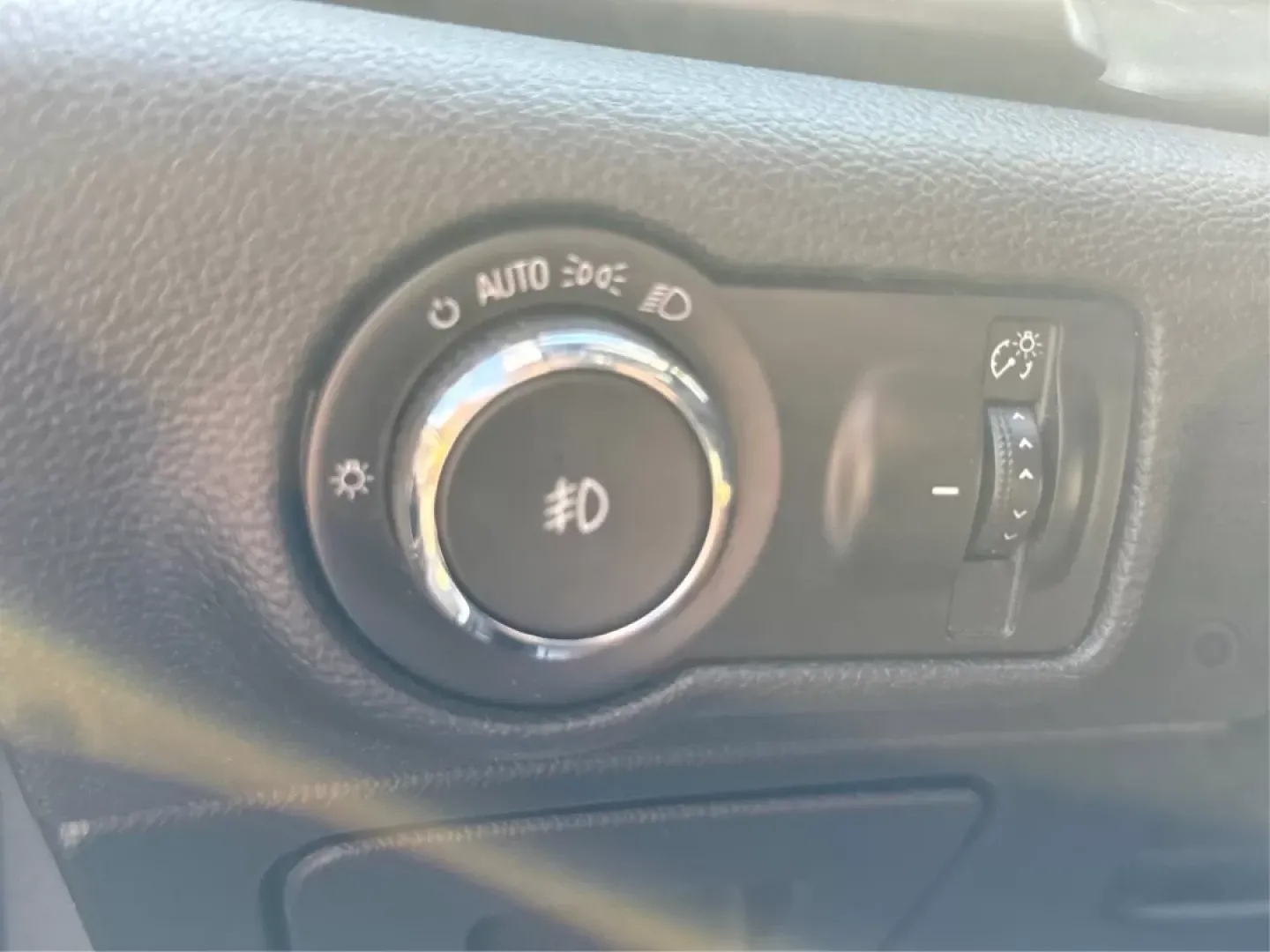 2016 Buick Cascada Premium (W04WT3N5XGG) with an 1.6L I-4 gasoline direct injection engine, located at 1230 East Main St, Xenia, OH, 45385, (937) 908-9800, 39.688026, -83.910172 - Experience the thrill of open-air driving with the 2016 Buick Cascada Premium, available now at Advantage Car and Credit in Xenia, OH. This stylish convertible is not just a car; it's an invitation to embrace life's adventures-perfect for weekend getaways, enjoying scenic drives, or simply elevating - Photo#17