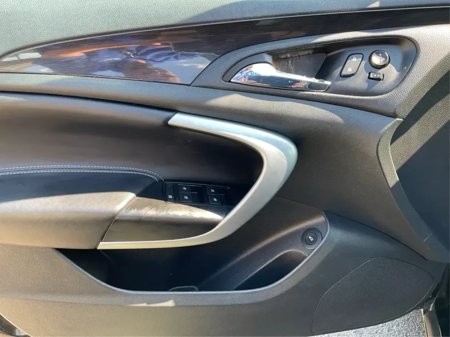 2016 Buick Regal Turbo/e-Assist Premium I (2G4GP5EX9G9) with an Other engine, located at 4508 South Dixie Dr, Moraine, OH, 45439, (937) 908-9800, 39.689976, -84.218452 - Experience the joy of rolling through Fairborn, OH, in a vehicle that combines sophistication, performance, and comfort-perfect for both your daily commute and weekend adventures. At Advantage Car and Credit, located at 1184 Kauffman Ave, Fairborn, OH 45324, we specialize in providing quality vehicl - Photo#17