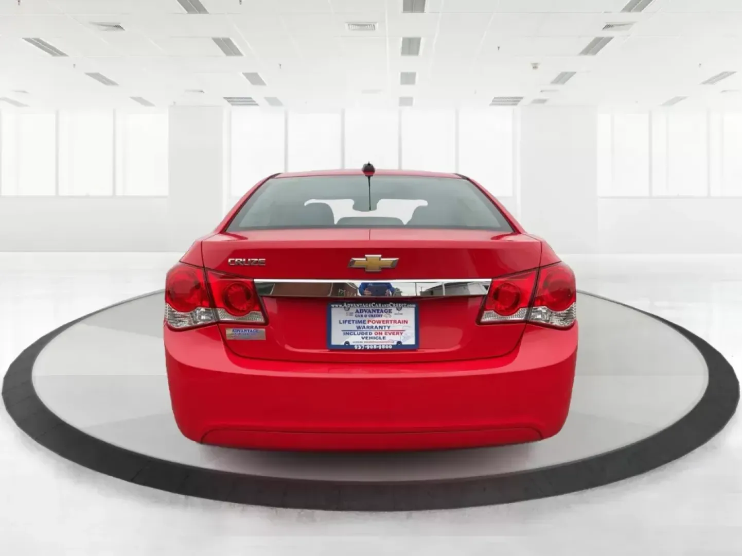 2016 Chevrolet Cruze Limited LS (1G1PC5SH5G7) with an Other engine, located at 1230 East Main St, Xenia, OH, 45385, (937) 908-9800, 39.688026, -83.910172 - **Rev Up Your Commute with the 2016 Chevrolet Cruze Limited LS Perfect for Everyday Adventures!**<br /> <br /> Are you searching for a reliable vehicle that won't just get you from point A to point B but will also elevate your daily travel experience? Look no further than the stunning 2016 Chevrole - Photo#3
