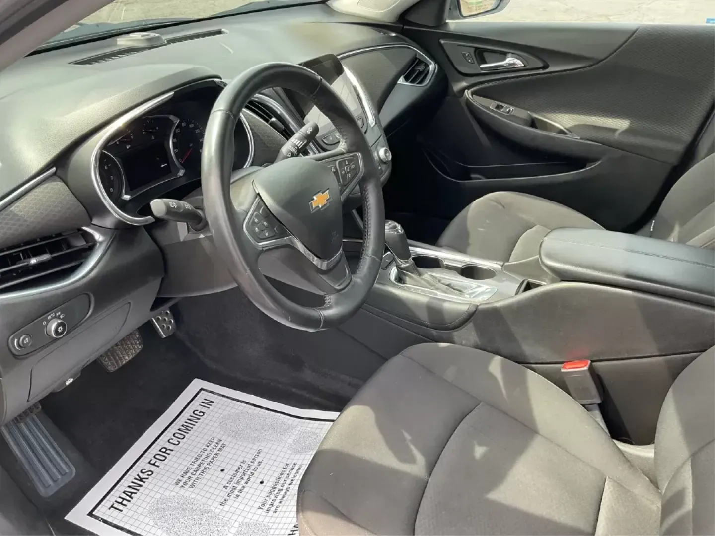 2016 Chevrolet Malibu 1LT (1G1ZE5ST4GF) with an ECOTEC 1.5L I-4 gasoline direct injection engine, located at 1184 Kauffman Ave, Fairborn, OH, 45324, (937) 908-9800, 39.807072, -84.030914 - **Experience Ultimate Comfort and Reliability with the 2016 Chevrolet Malibu 1LT!**<br /> <br /> Are you on the lookout for a reliable sedan that effortlessly fits into your lifestyle, whether you're commuting to work, running errands, or taking a weekend getaway? Look no further than the stunning 2 - Photo#8
