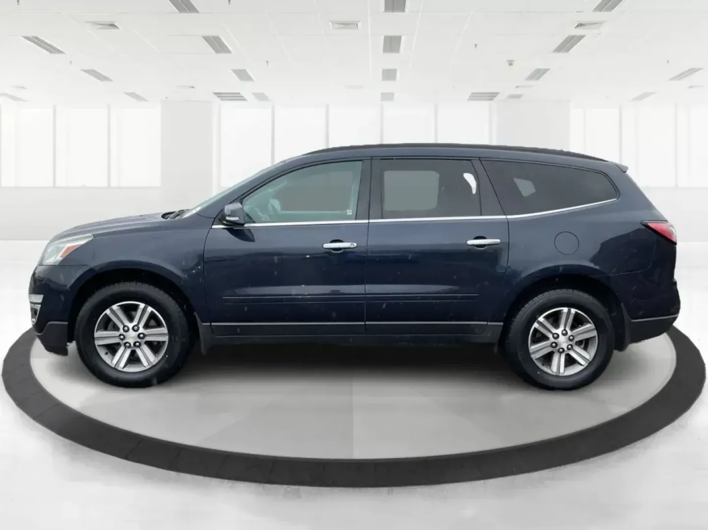 2016 Chevrolet Traverse 2LT (1GNKVHKD1GJ) with an 3.6L V-6 gasoline direct injection engine, located at 4508 South Dixie Dr, Moraine, OH, 45439, (937) 908-9800, 39.689976, -84.218452 - Third Row - Photo#6