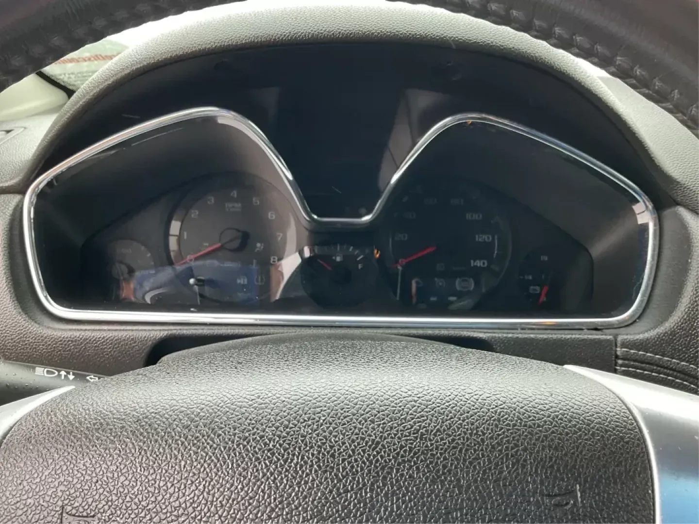 2016 Chevrolet Traverse 2LT (1GNKVHKD1GJ) with an 3.6L V-6 gasoline direct injection engine, located at 4508 South Dixie Dr, Moraine, OH, 45439, (937) 908-9800, 39.689976, -84.218452 - Third Row - Photo#15